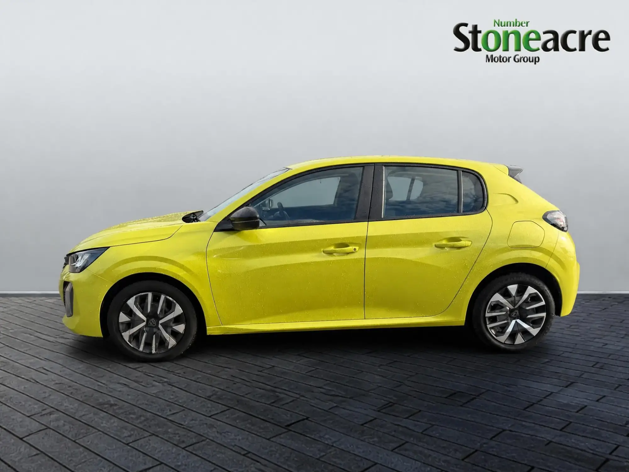 Peugeot 208 Image 6