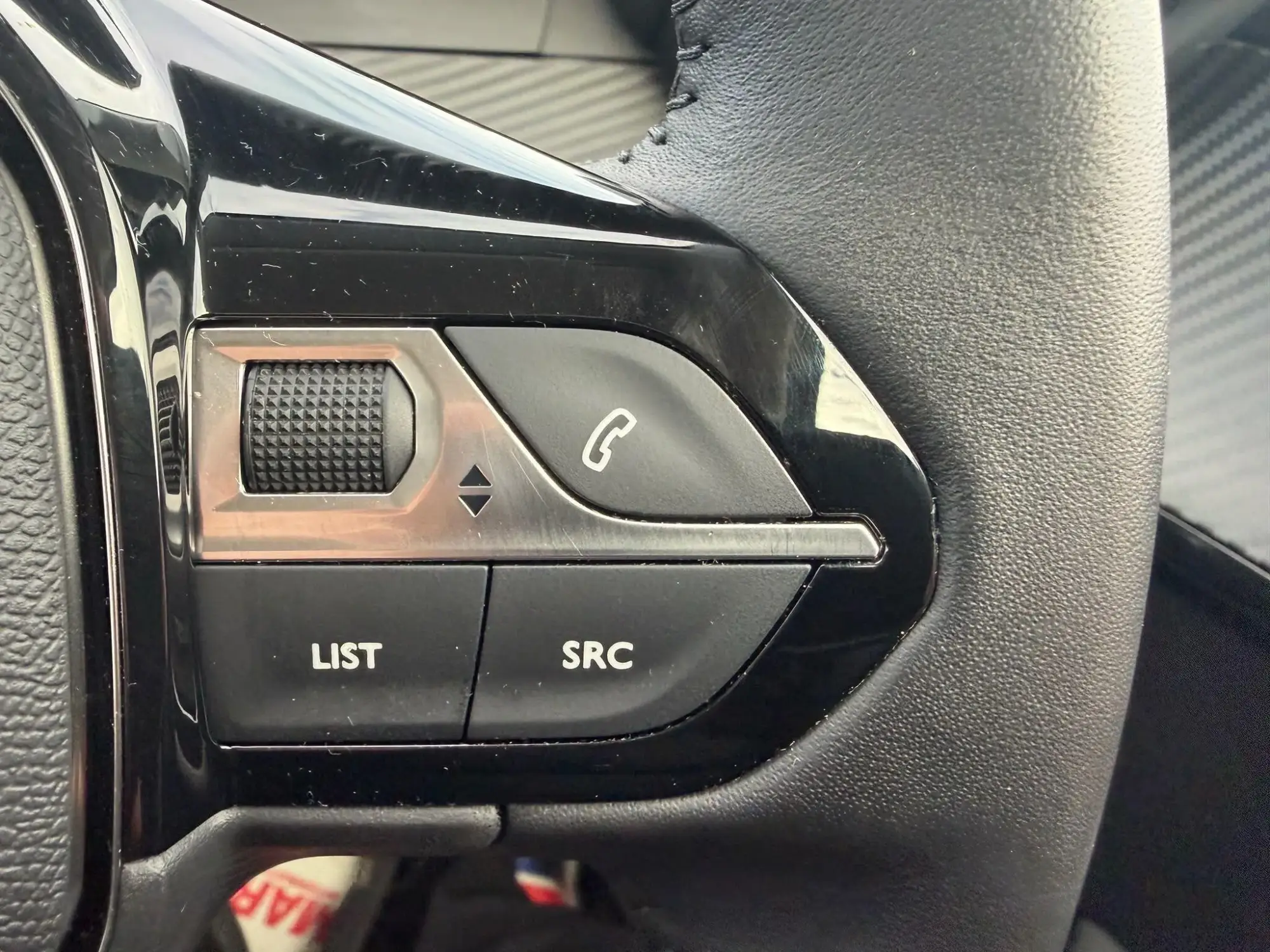 Peugeot 208 Image 19