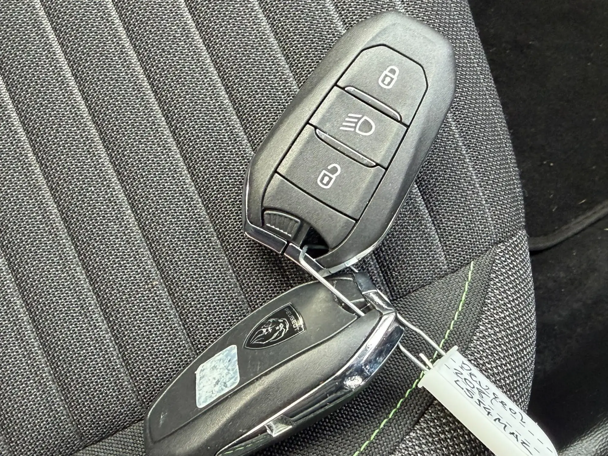 Peugeot 208 Image 34