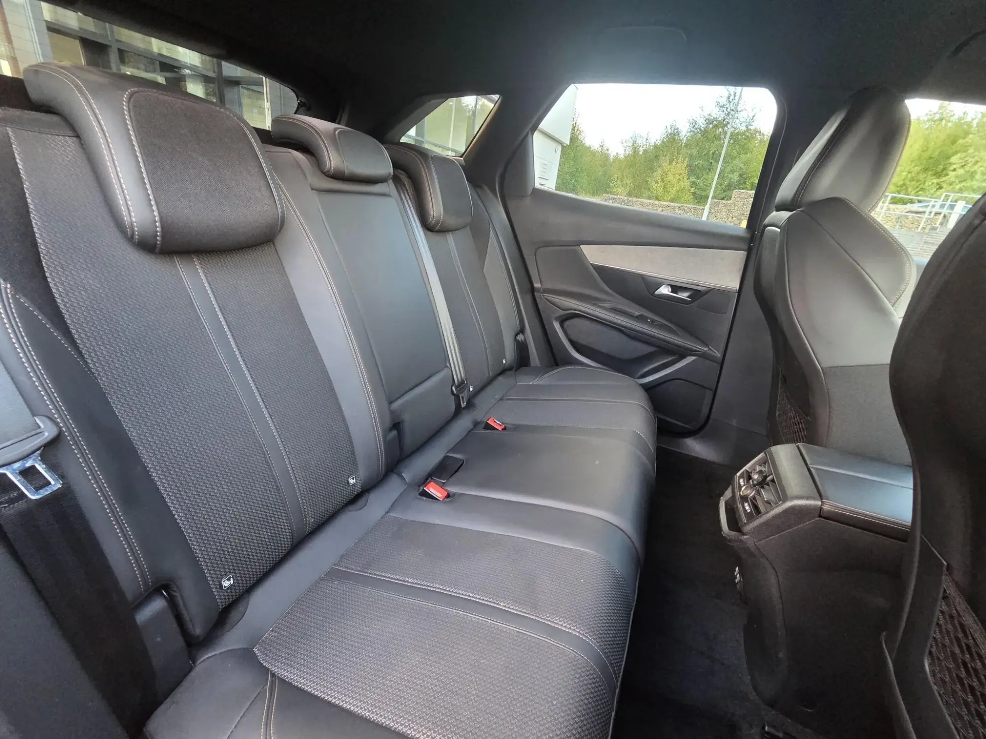 Peugeot 3008 Image 17