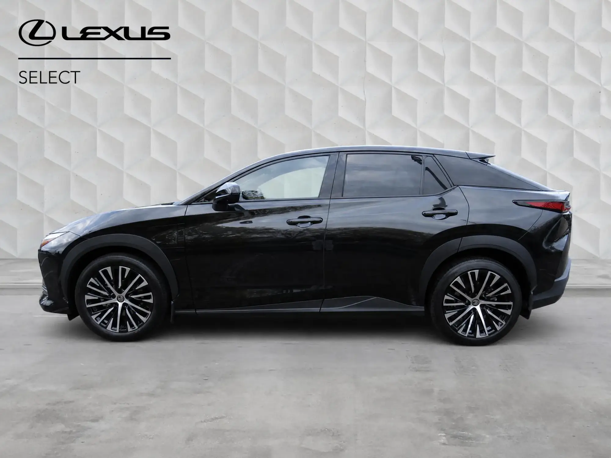 Lexus RZ Image 6