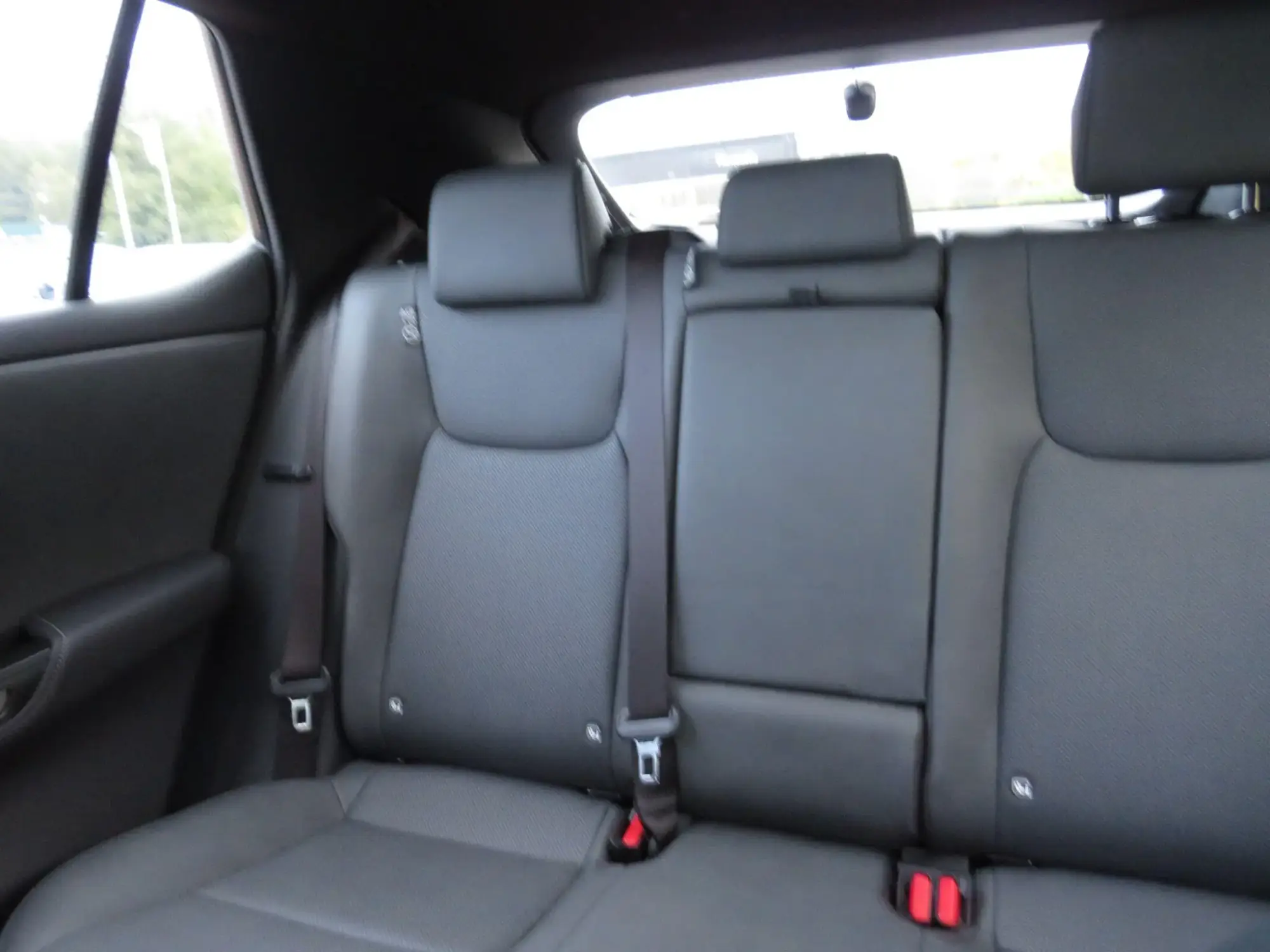 Lexus RZ Image 18