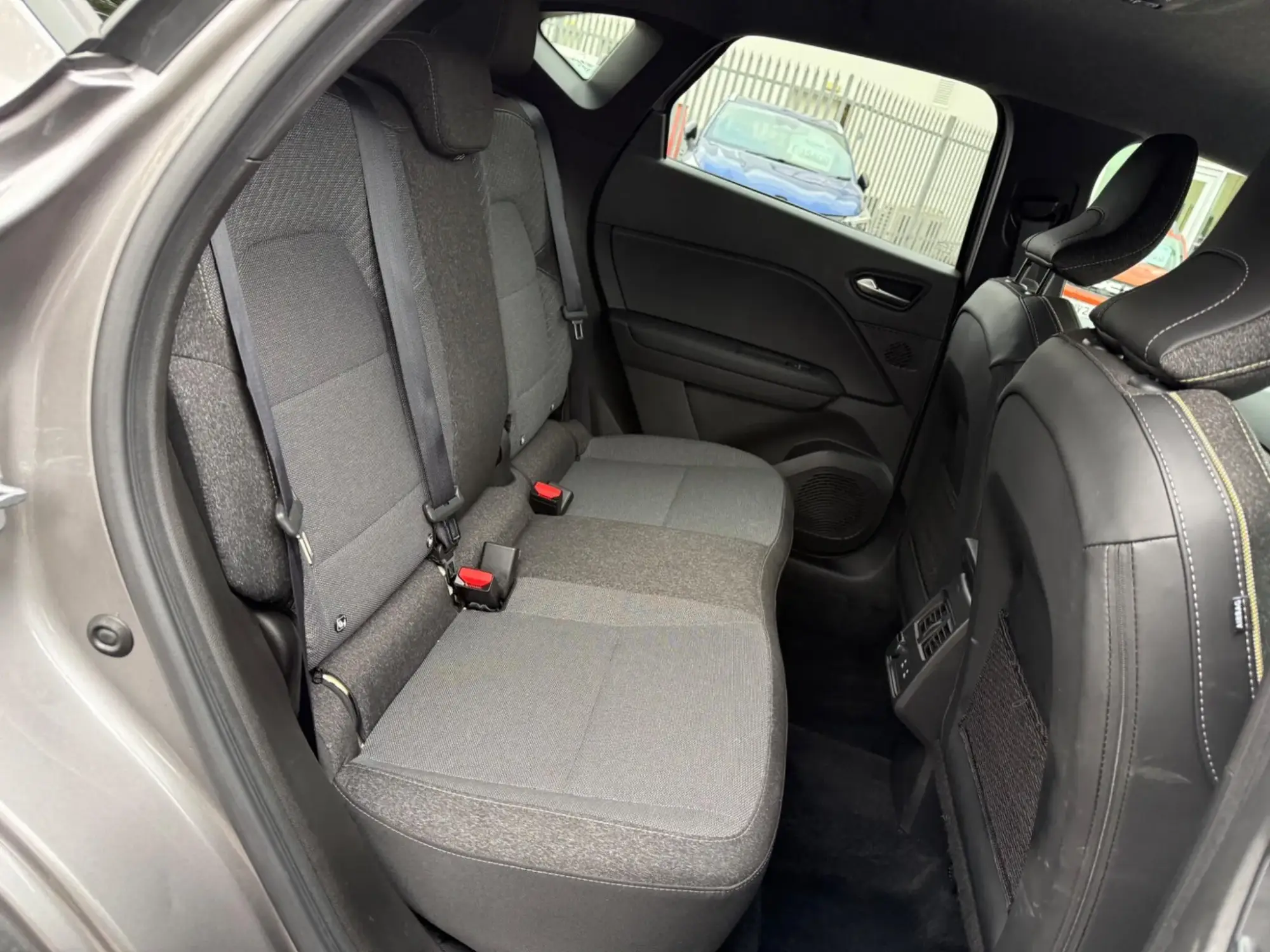 Renault Captur Image 17