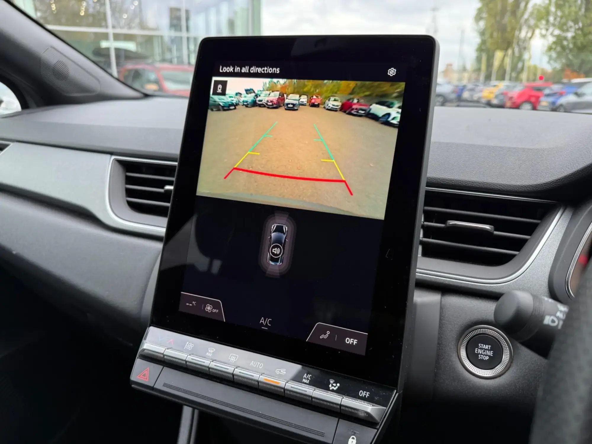 Renault Captur Image 25