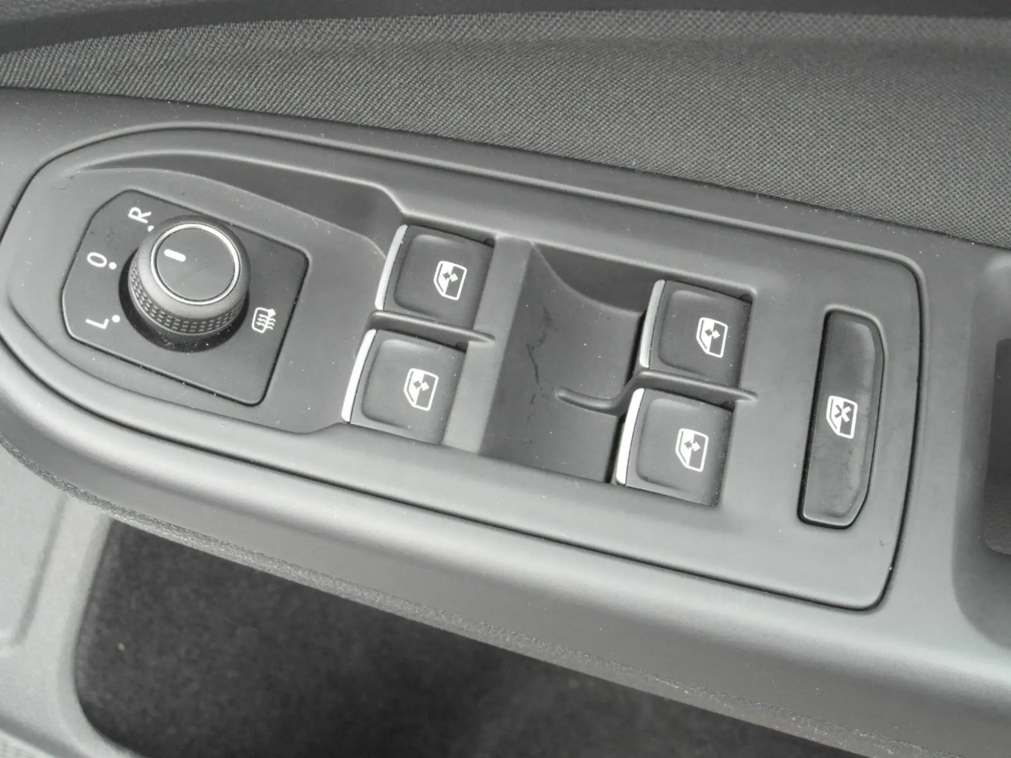 Volkswagen Golf Image 12