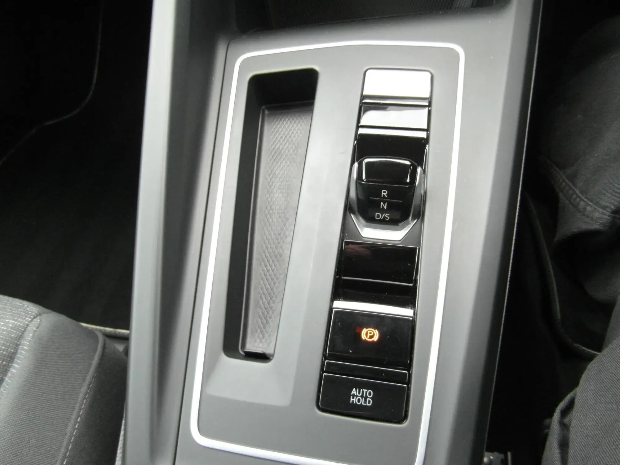 Volkswagen Golf Image 20