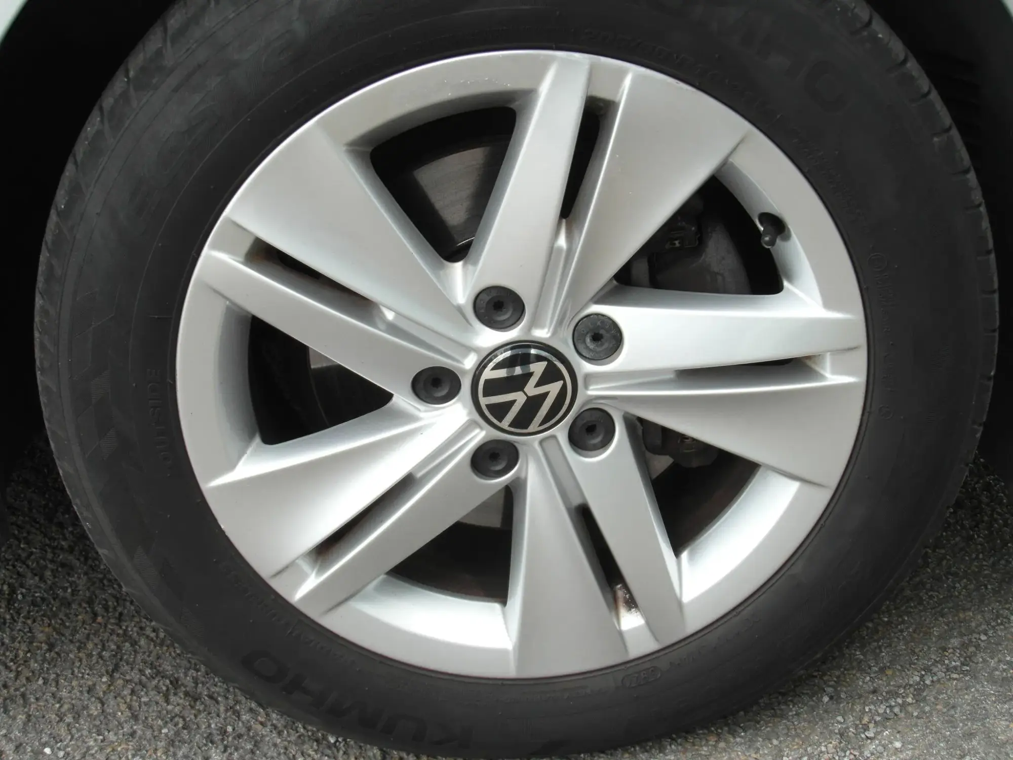 Volkswagen Golf Image 22