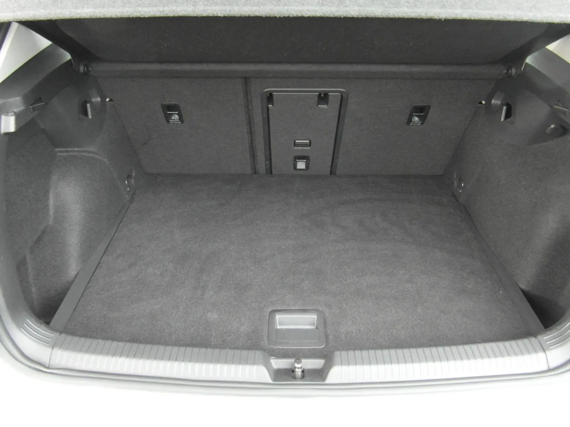 Volkswagen Golf Image 26