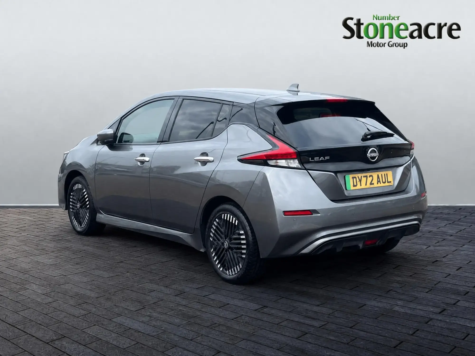 Nissan LEAF Image 4