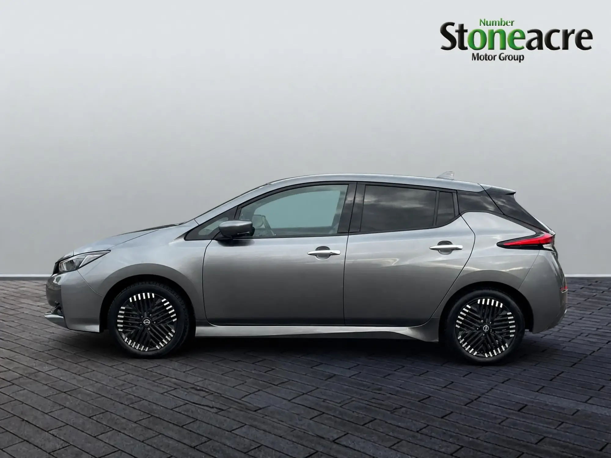 Nissan LEAF Image 5