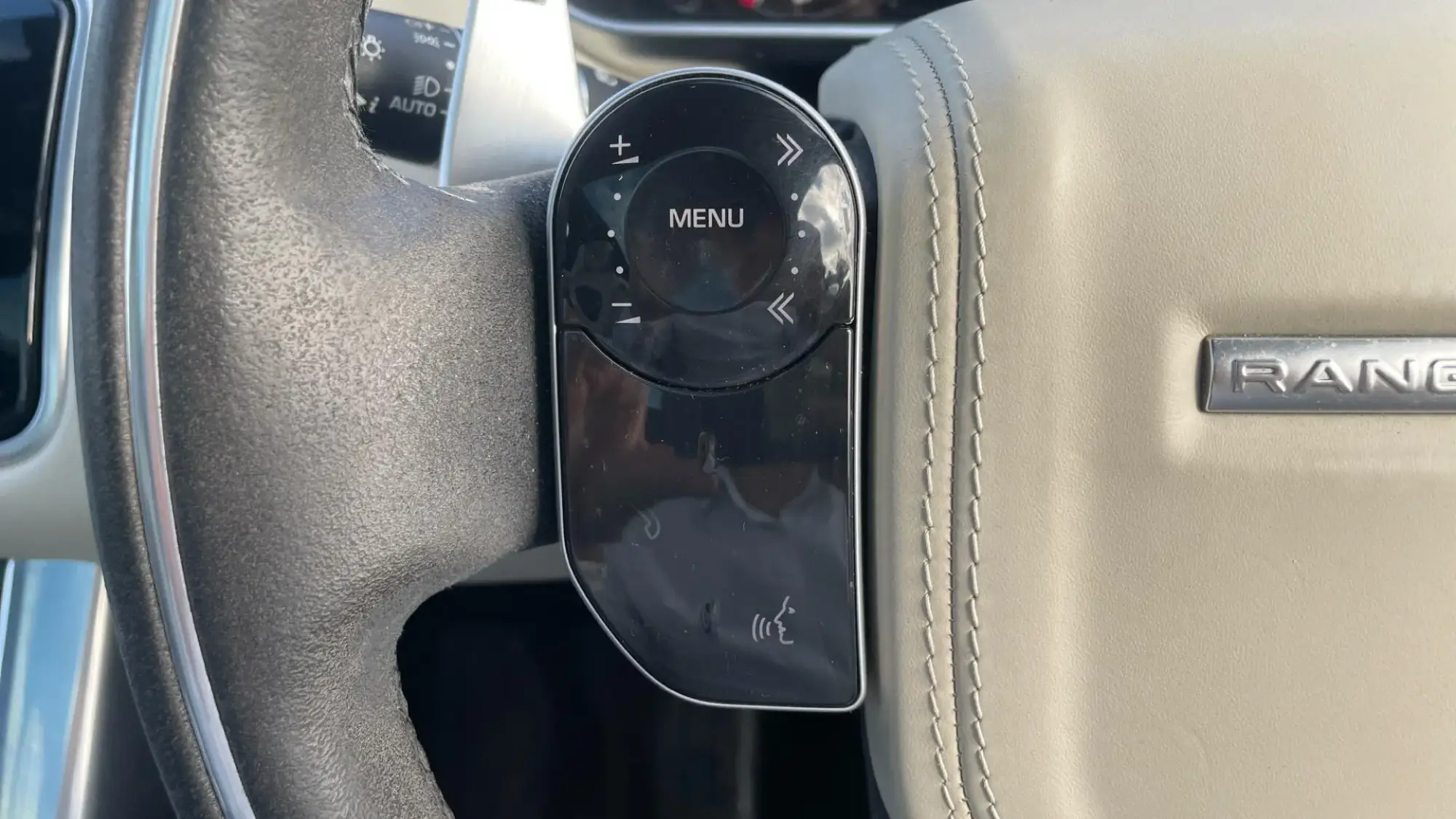Land Rover Range Rover Sport Image 19