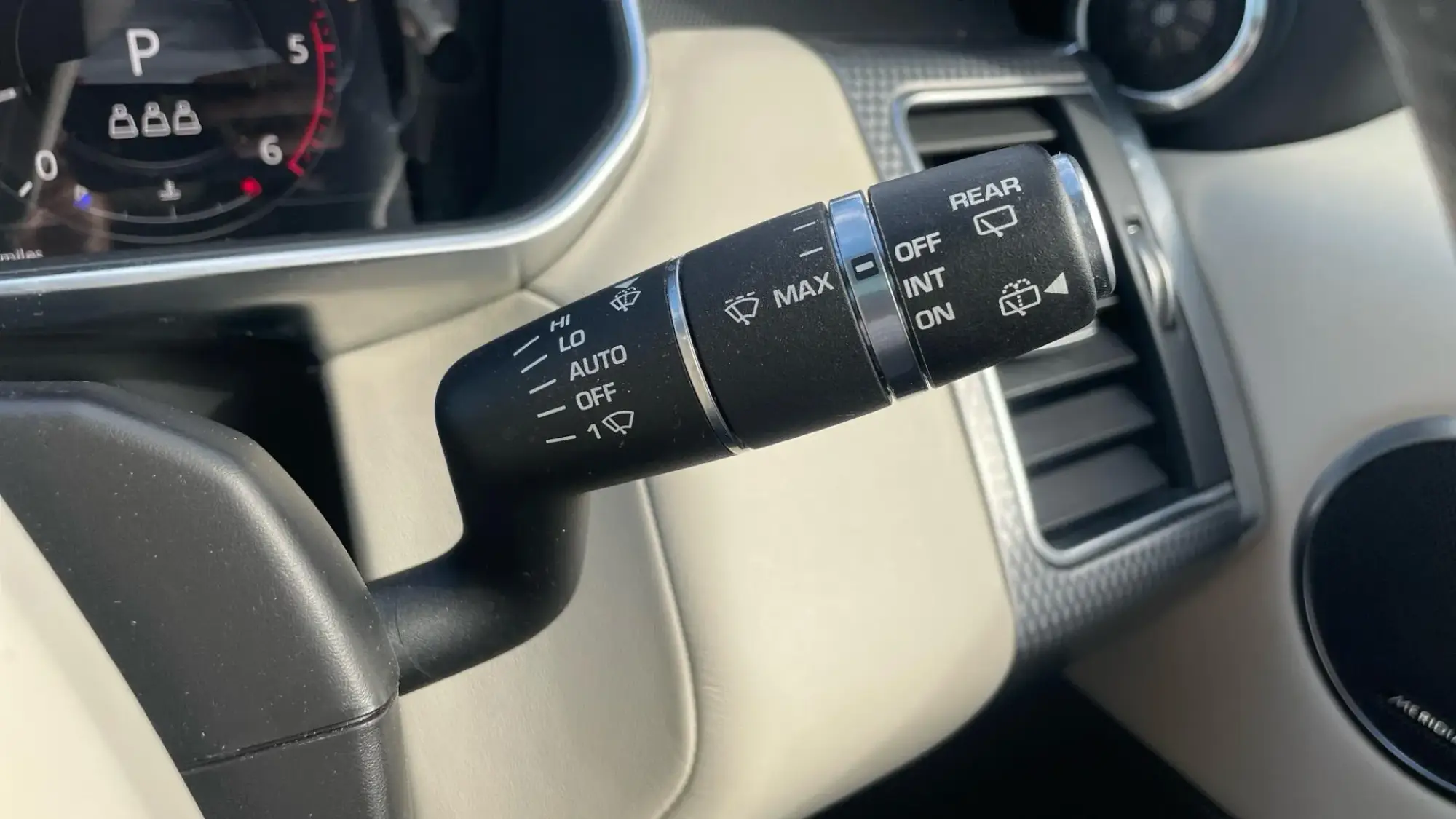 Land Rover Range Rover Sport Image 21