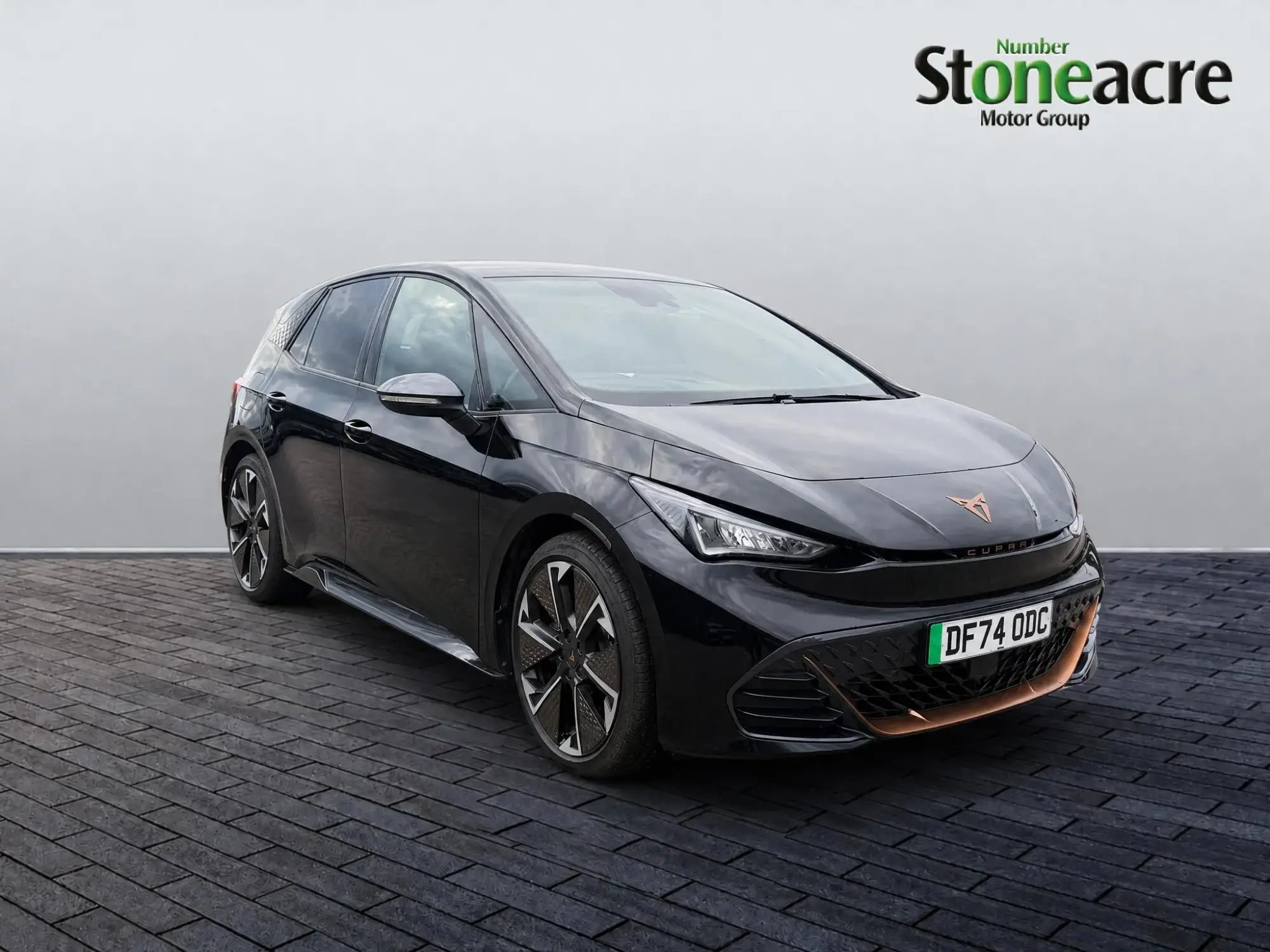 CUPRA Born e-Boost 59kWh V3 Auto 5dr DF74ODC Image 1 CUPRA Born e-Boost 59kWh V3 Auto 5dr DF74ODC Image 1
