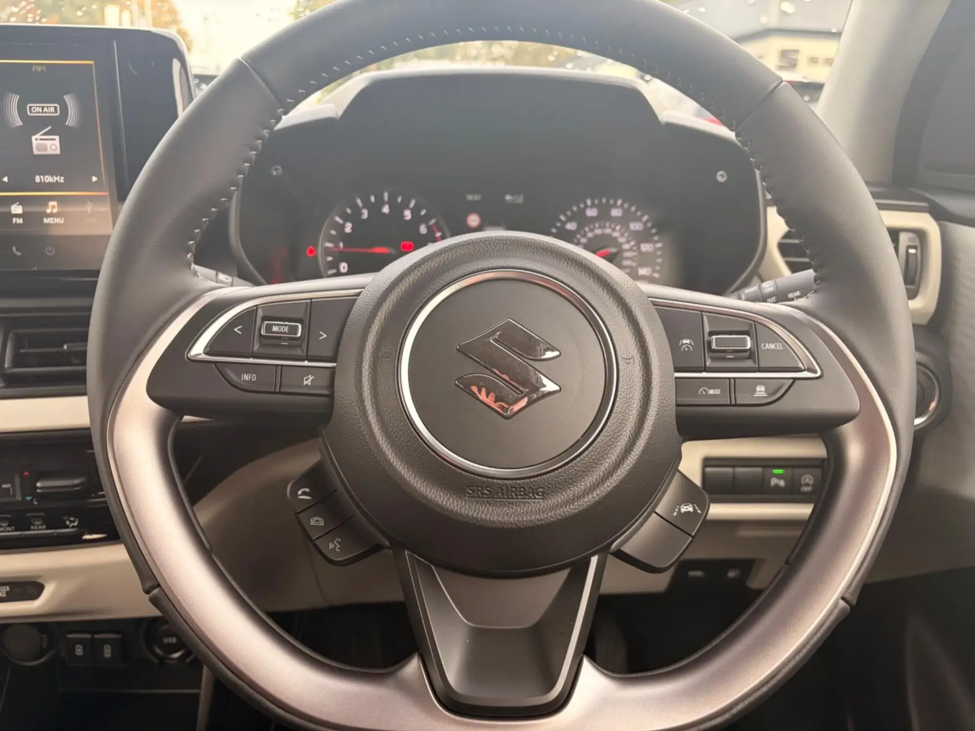 Suzuki Swift Image 29