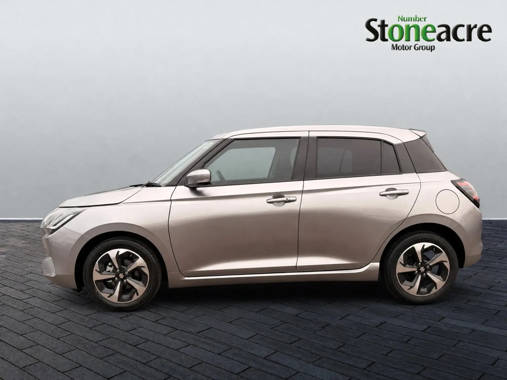 Suzuki Swift Image 34