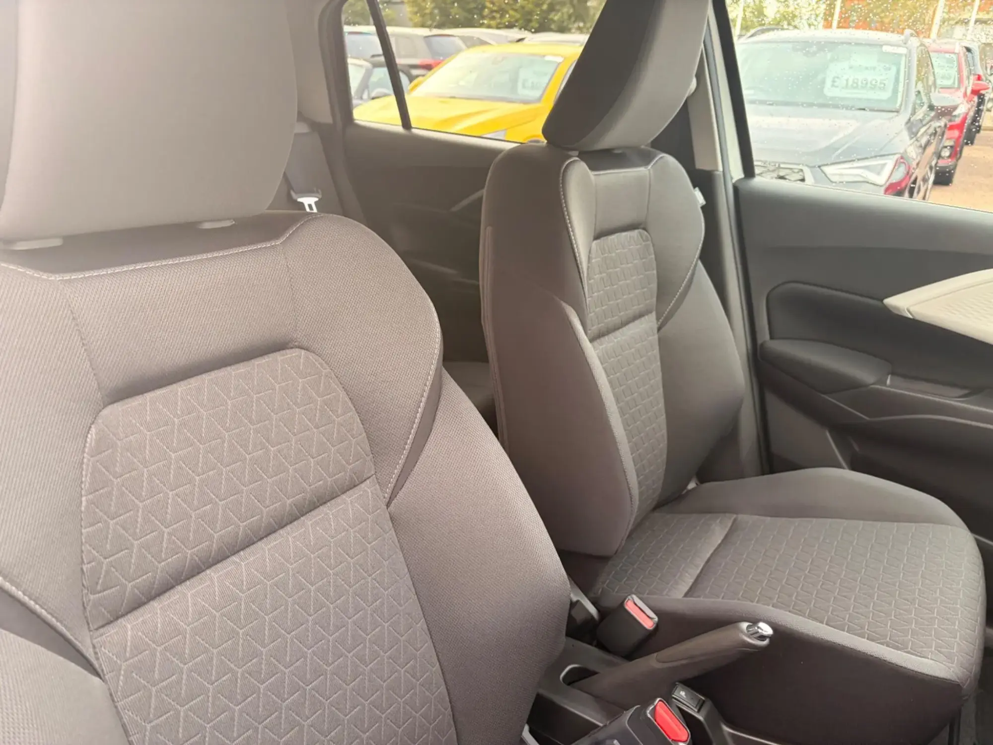 Suzuki Swift Image 9