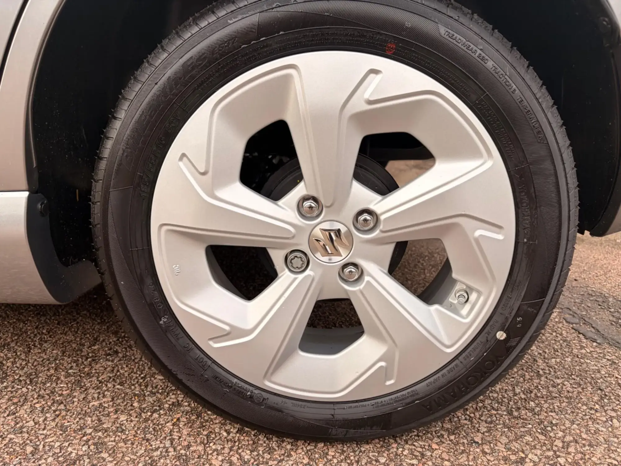 Suzuki Swift Image 20