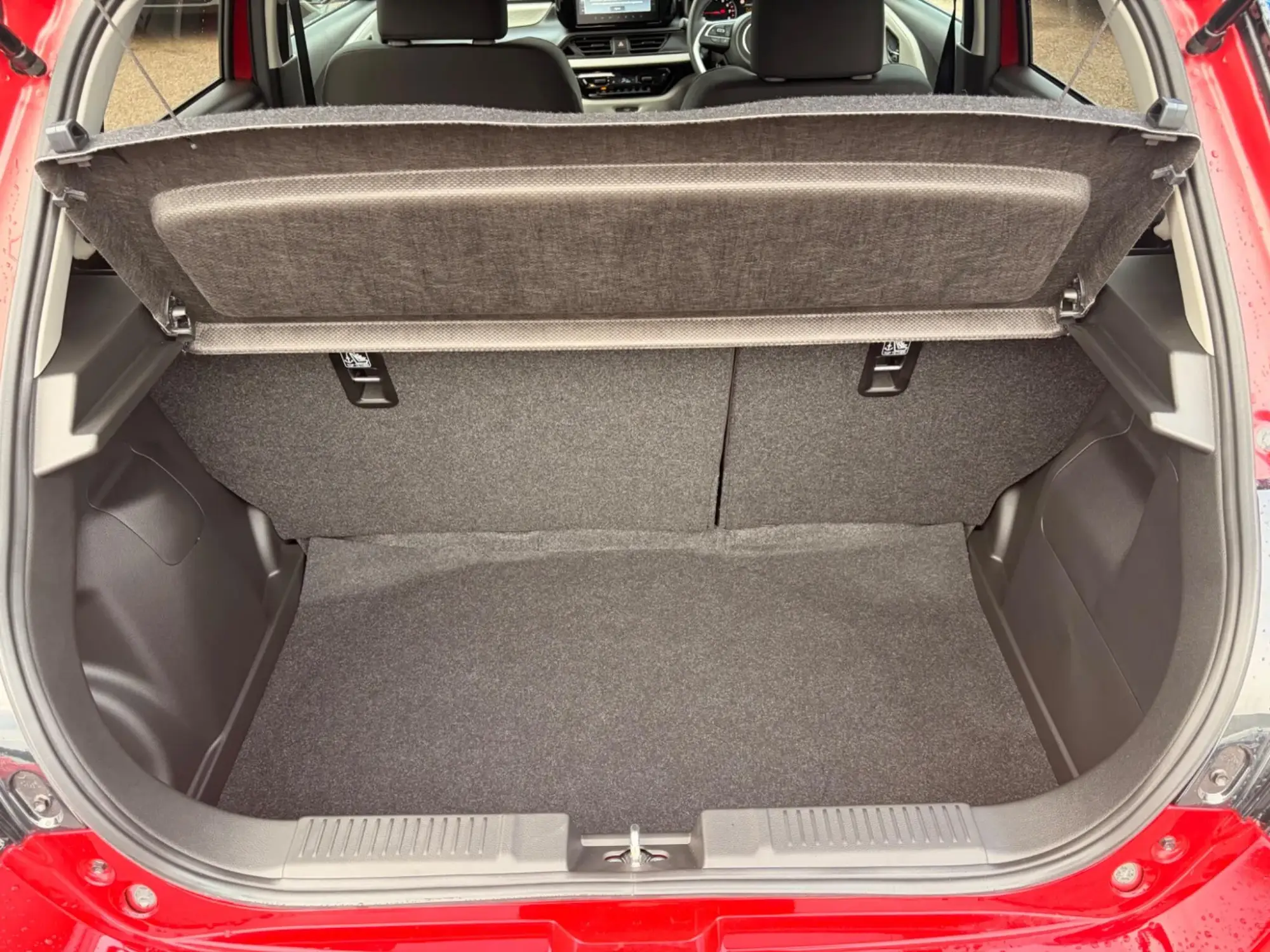 Suzuki Swift Image 26