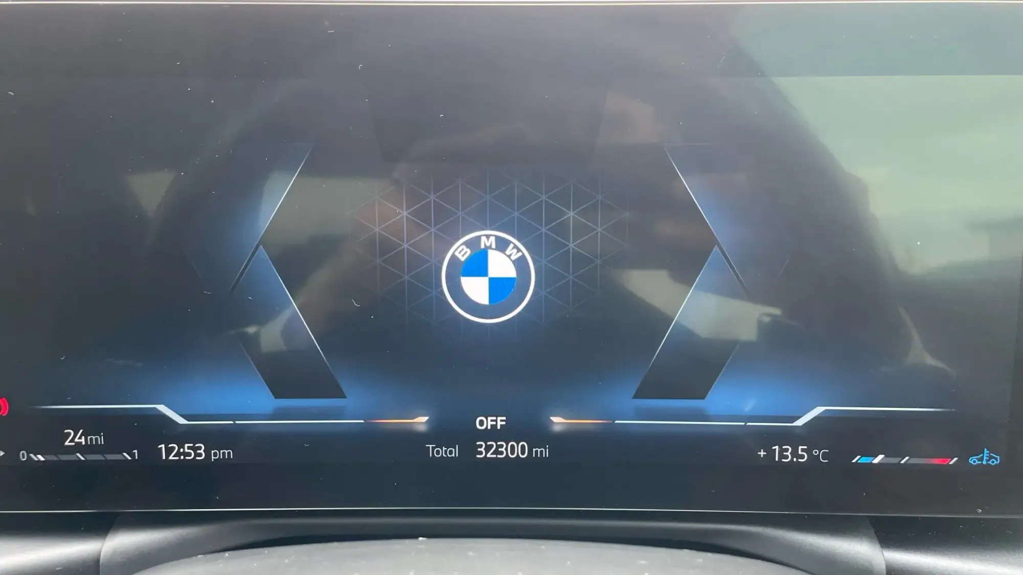 BMW 3 Series Image 11