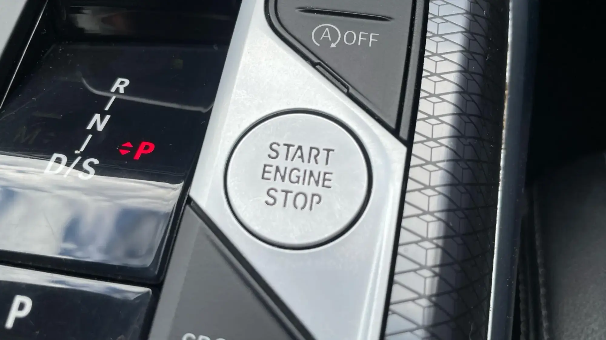 BMW 3 Series Image 25