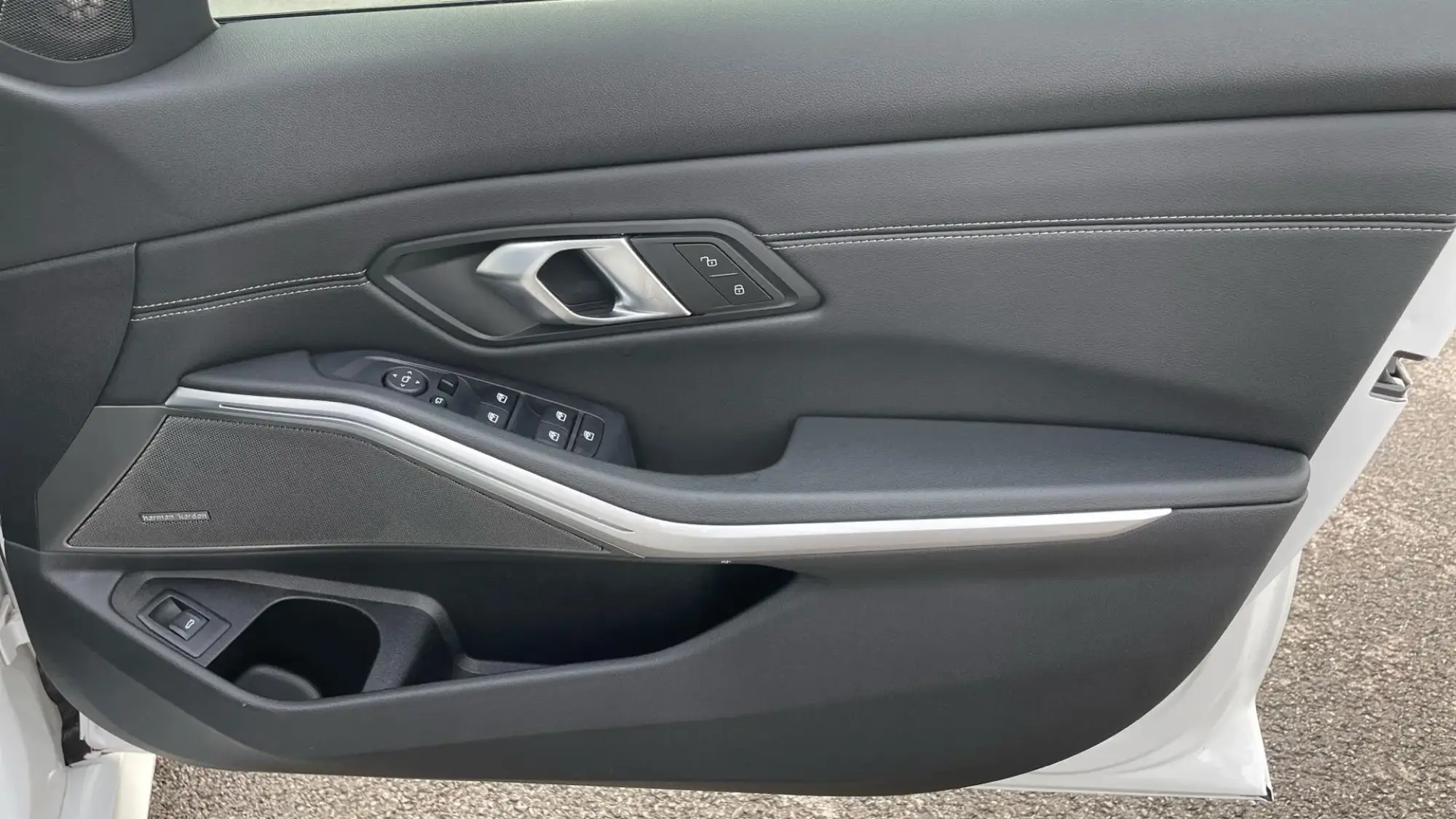 BMW 3 Series Image 27