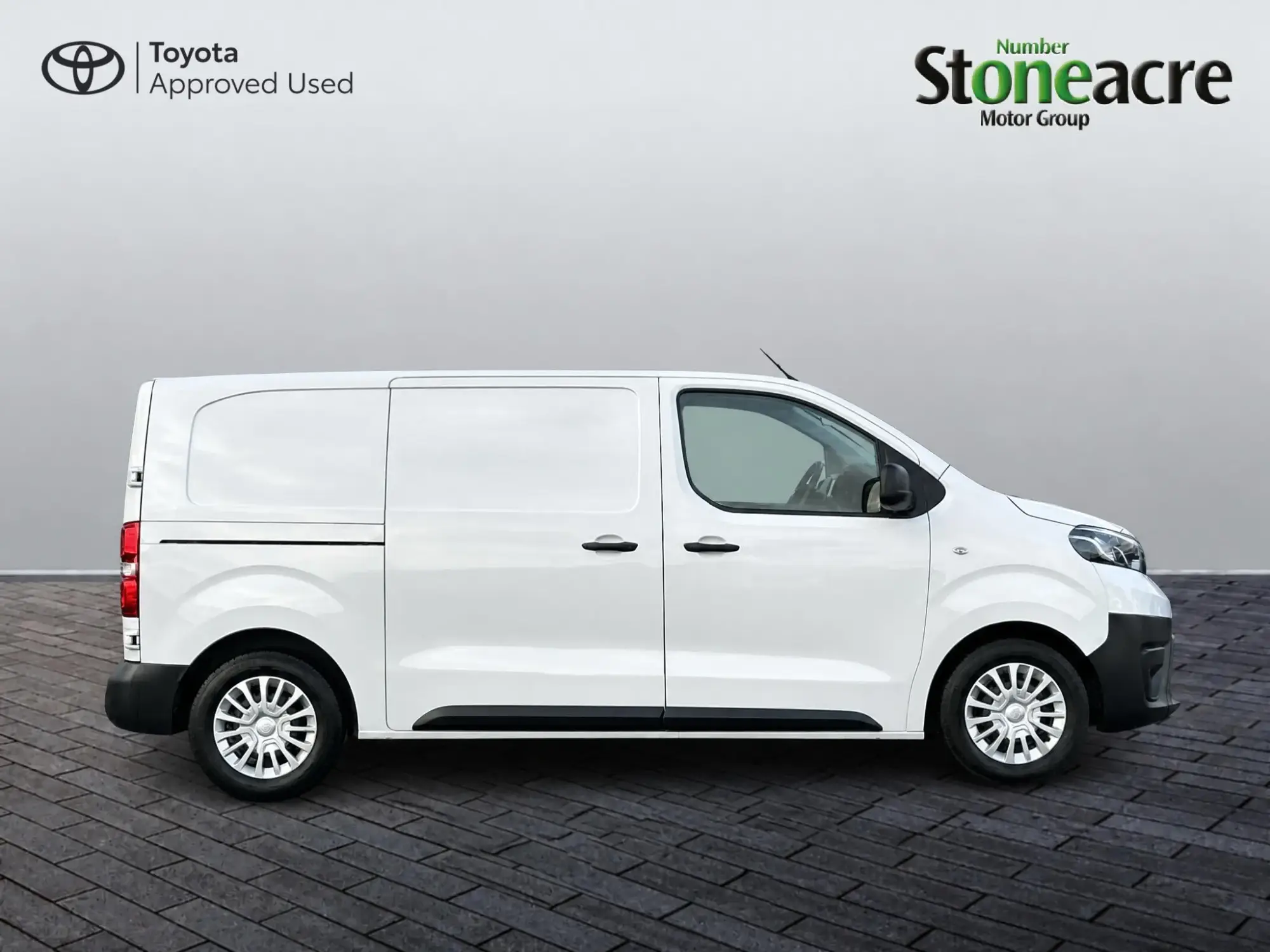 Toyota Proace 1.5D Icon Medium Panel Van MWB Euro 6 (s/s) 6dr NV75OCX Image 2 Toyota Proace 1.5D Icon Medium Panel Van MWB Euro 6 (s/s) 6dr NV75OCX Image 2