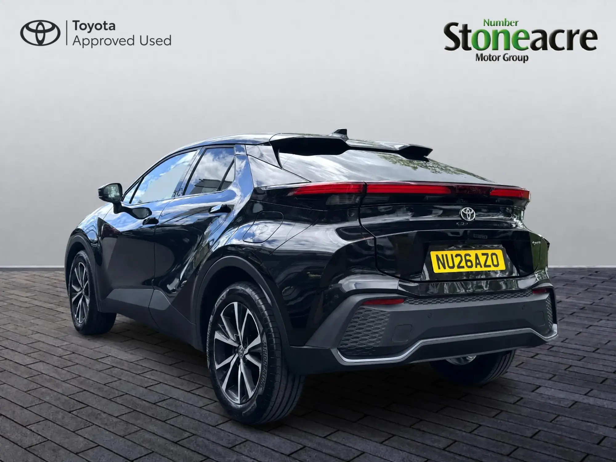 Toyota C-HR Plug-in Hybrid Image 5 Toyota C-HR Plug-in Hybrid Image 5