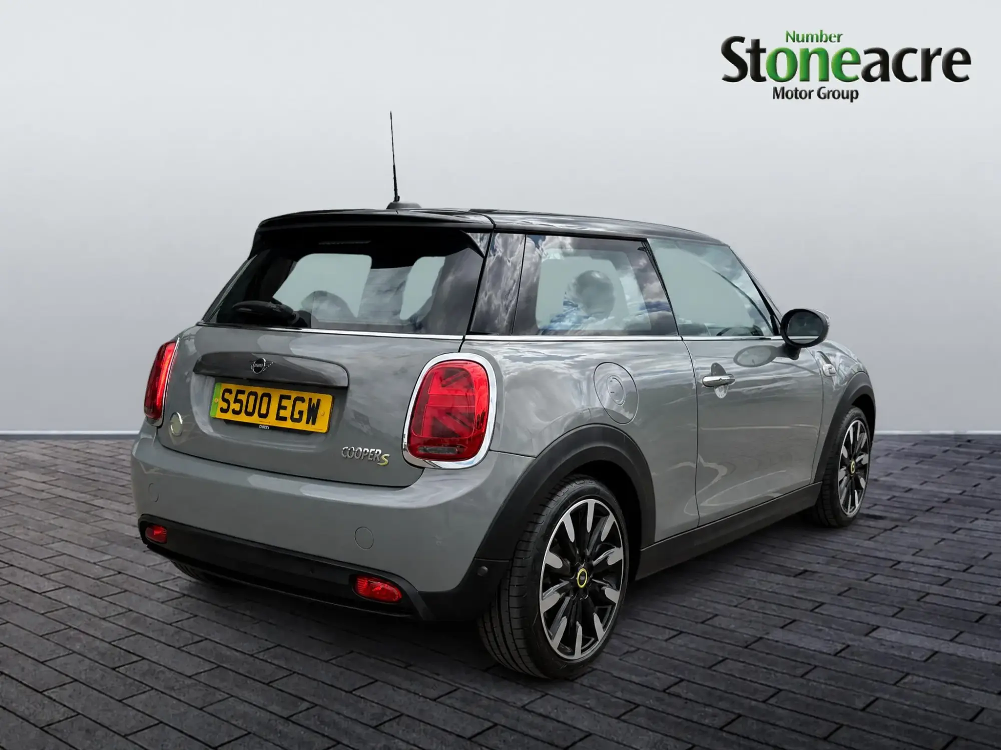MINI Electric Hatch 32.6kWh Level 3 Auto 3dr S500EGW Image 3