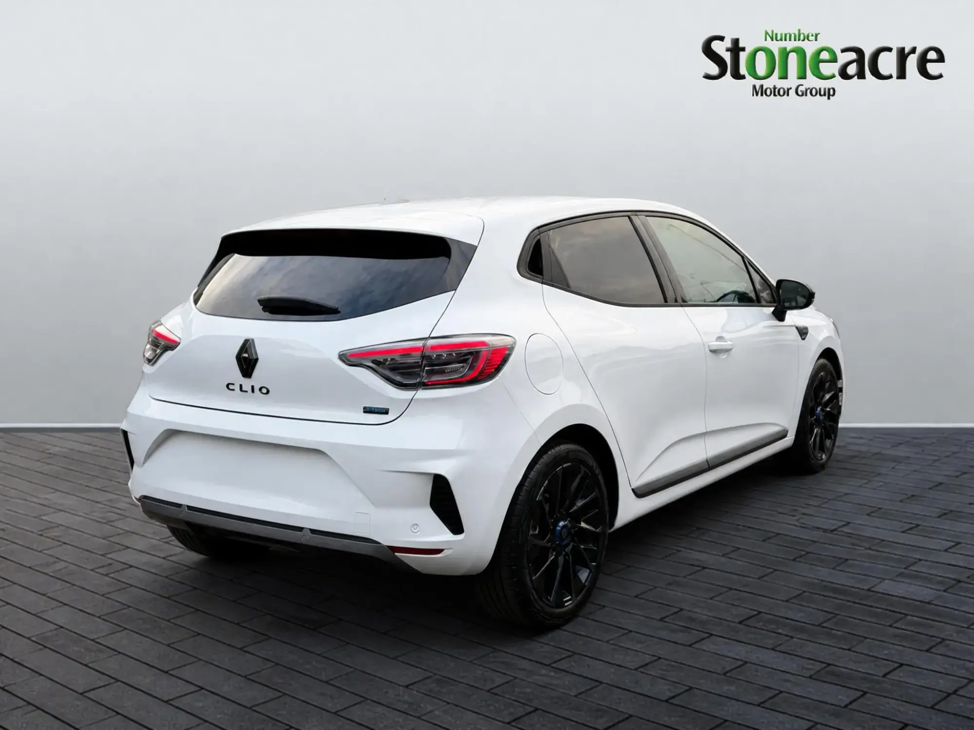 Renault Clio 1.6 E-TECH techno esprit Alpine Auto Euro 6 (s/s) 5dr NX76UUE Image 3 Renault Clio 1.6 E-TECH techno esprit Alpine Auto Euro 6 (s/s) 5dr NX76UUE Image 3
