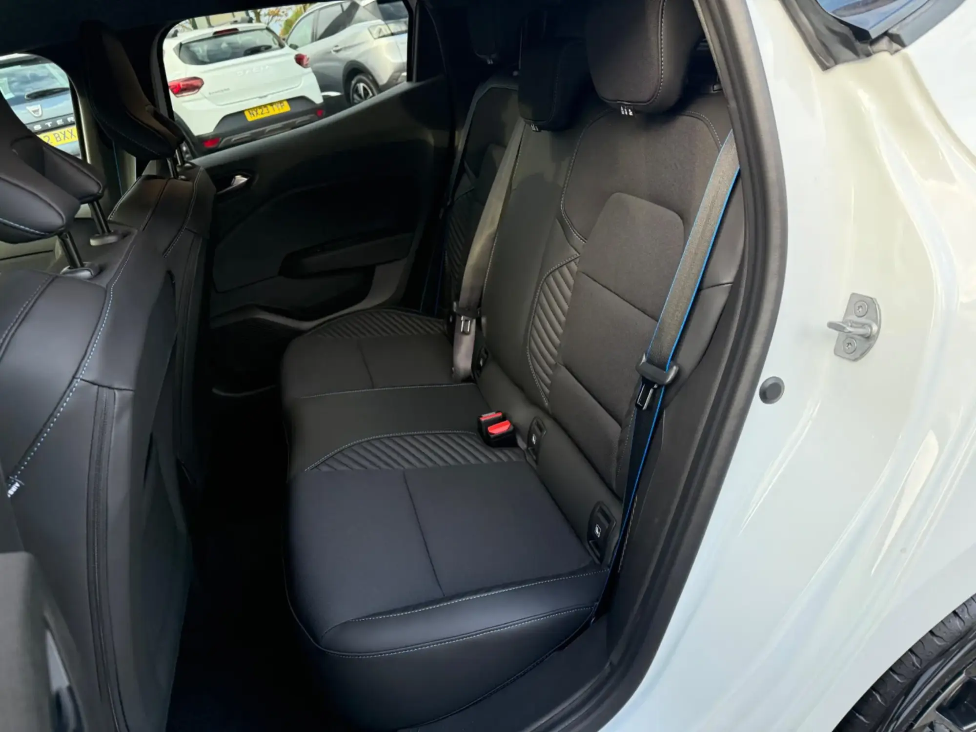 Renault Clio Image 16 Renault Clio Image 16