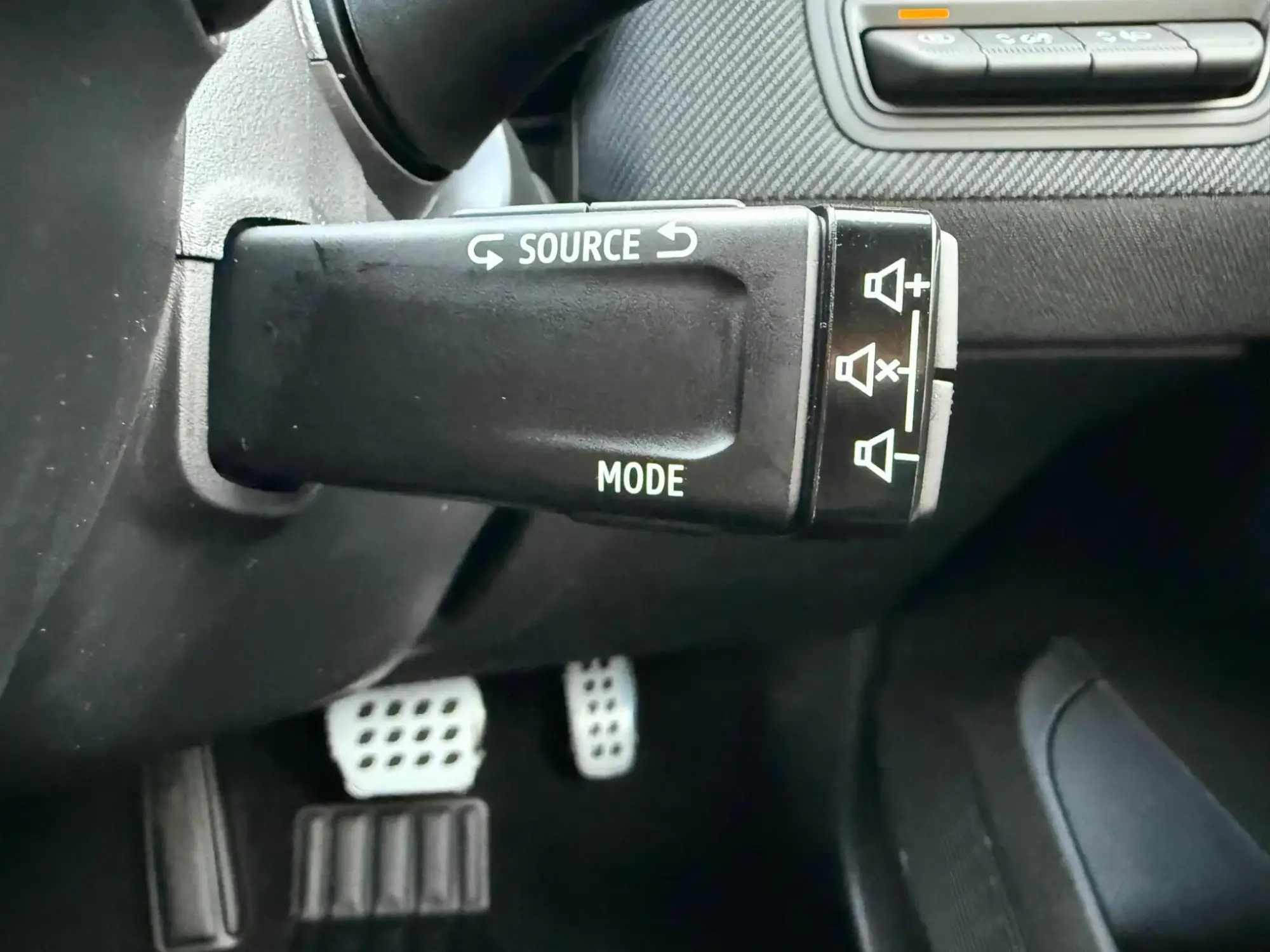 Renault Clio Image 33 Renault Clio Image 33