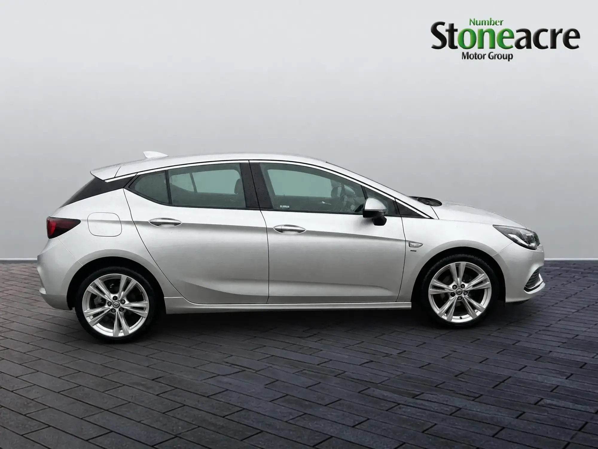 Vauxhall Astra Image 7 Vauxhall Astra Image 7