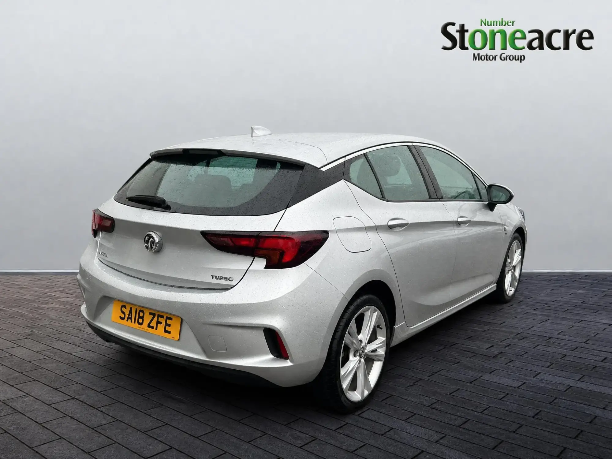 Vauxhall Astra Image 8 Vauxhall Astra Image 8