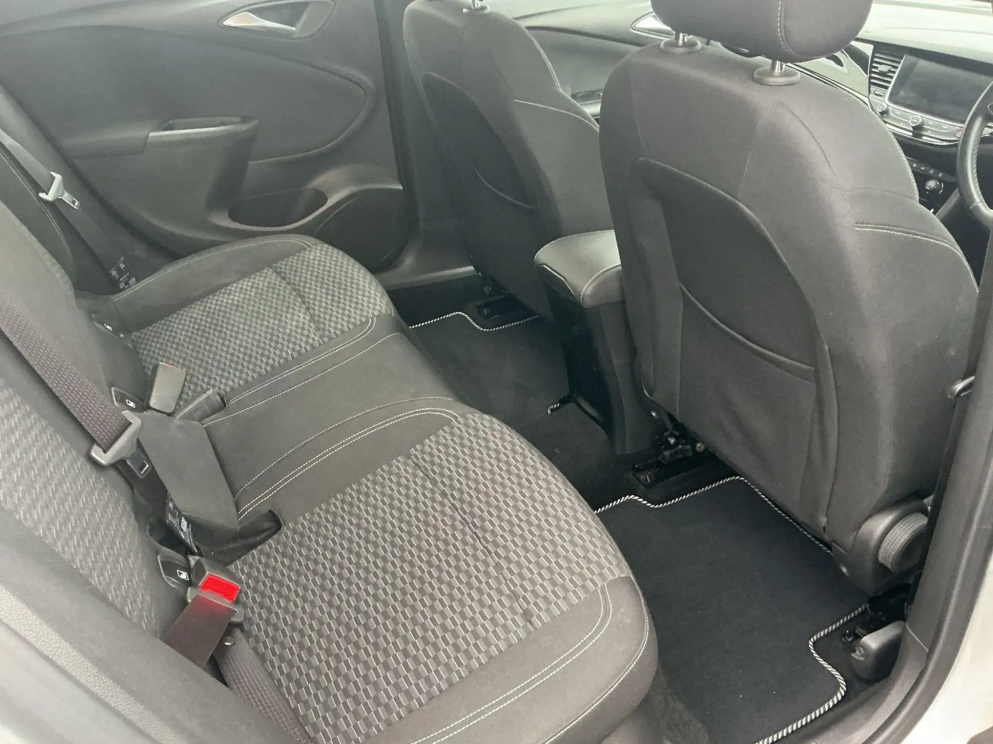 Vauxhall Astra Image 14 Vauxhall Astra Image 14