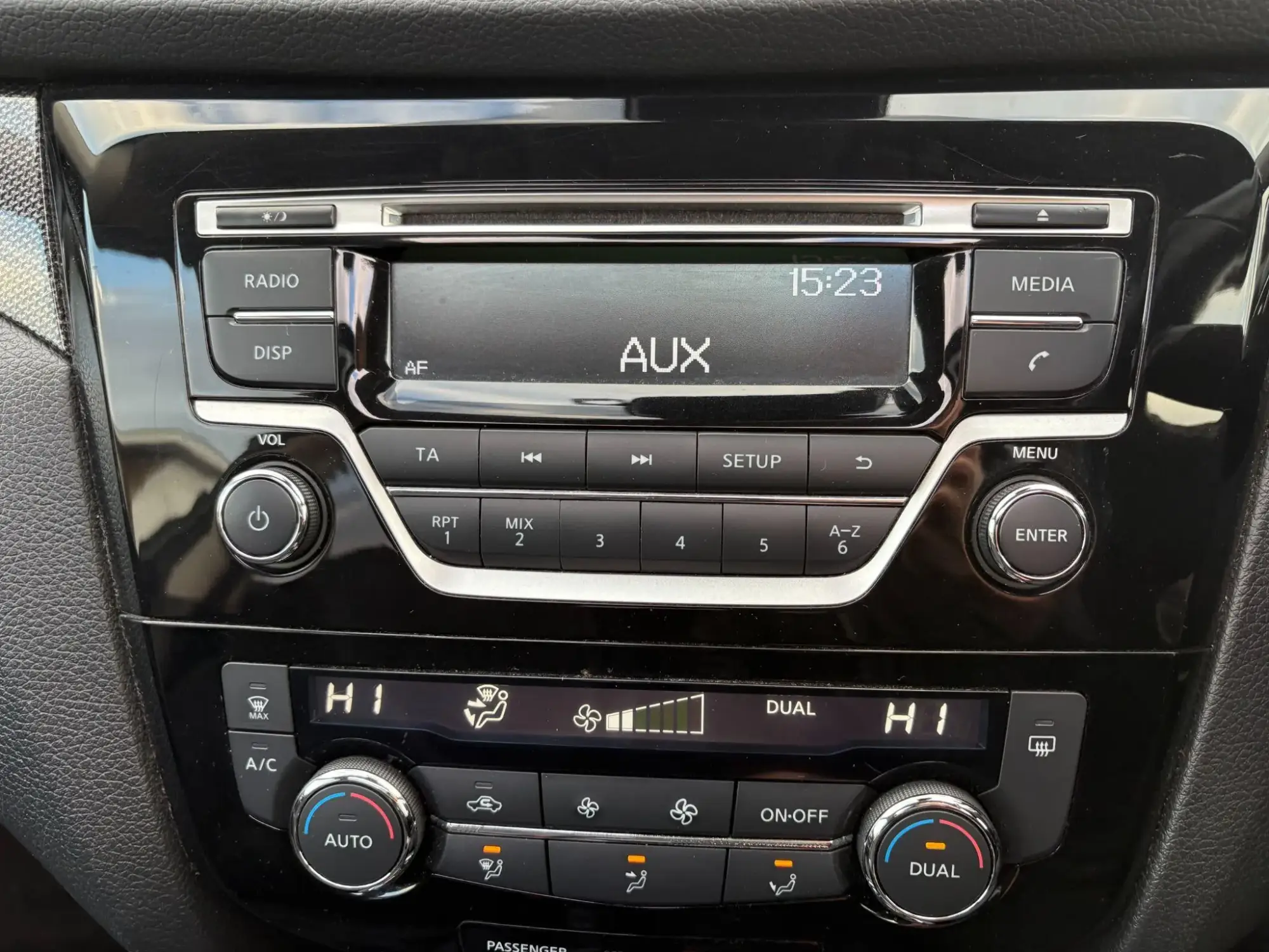 Nissan X-Trail Image 17 Nissan X-Trail Image 17
