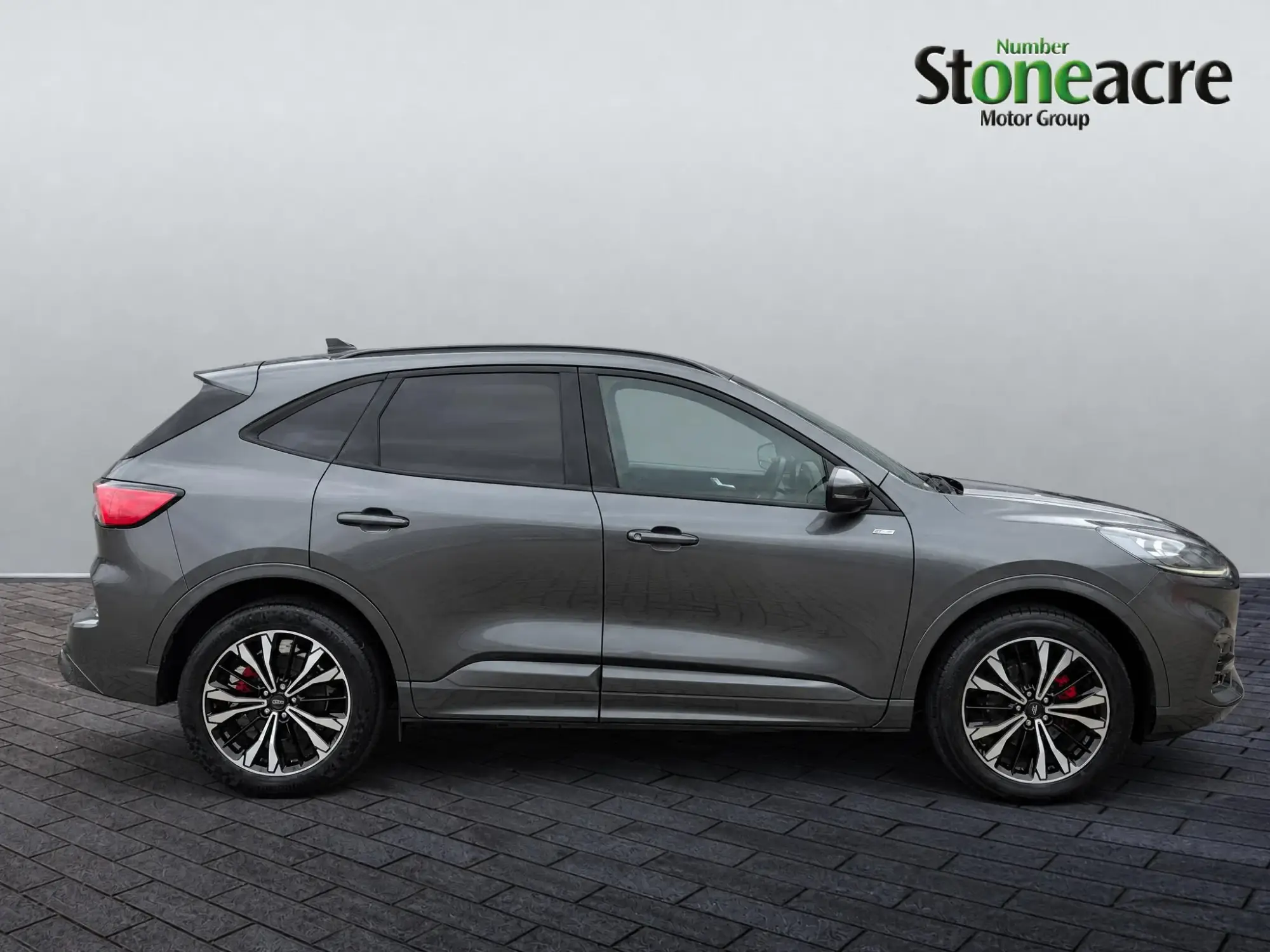 Ford Kuga Plug-In Hybrid Image 7 Ford Kuga Plug-In Hybrid Image 7