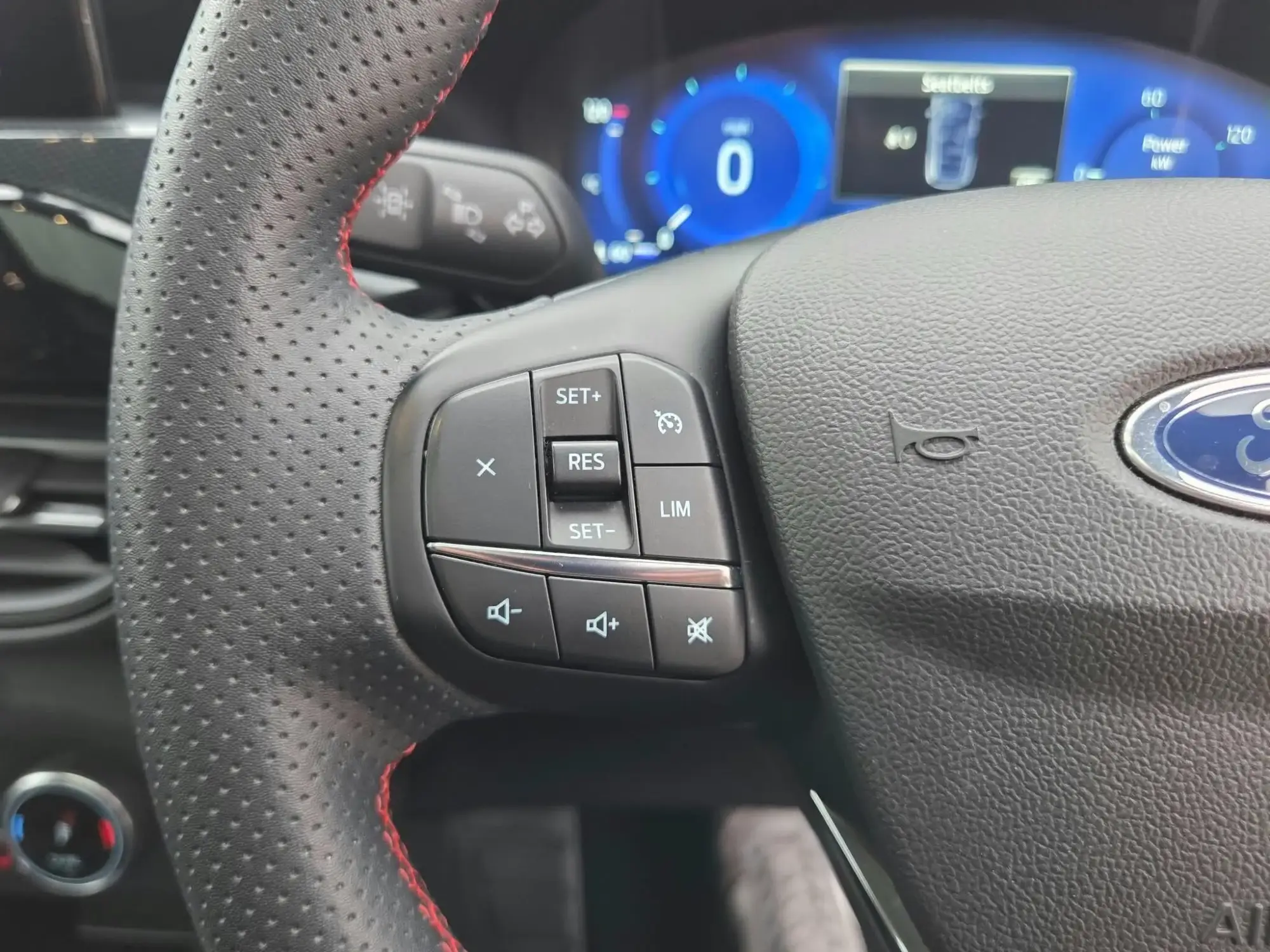 Ford Kuga Plug-In Hybrid Image 27 Ford Kuga Plug-In Hybrid Image 27