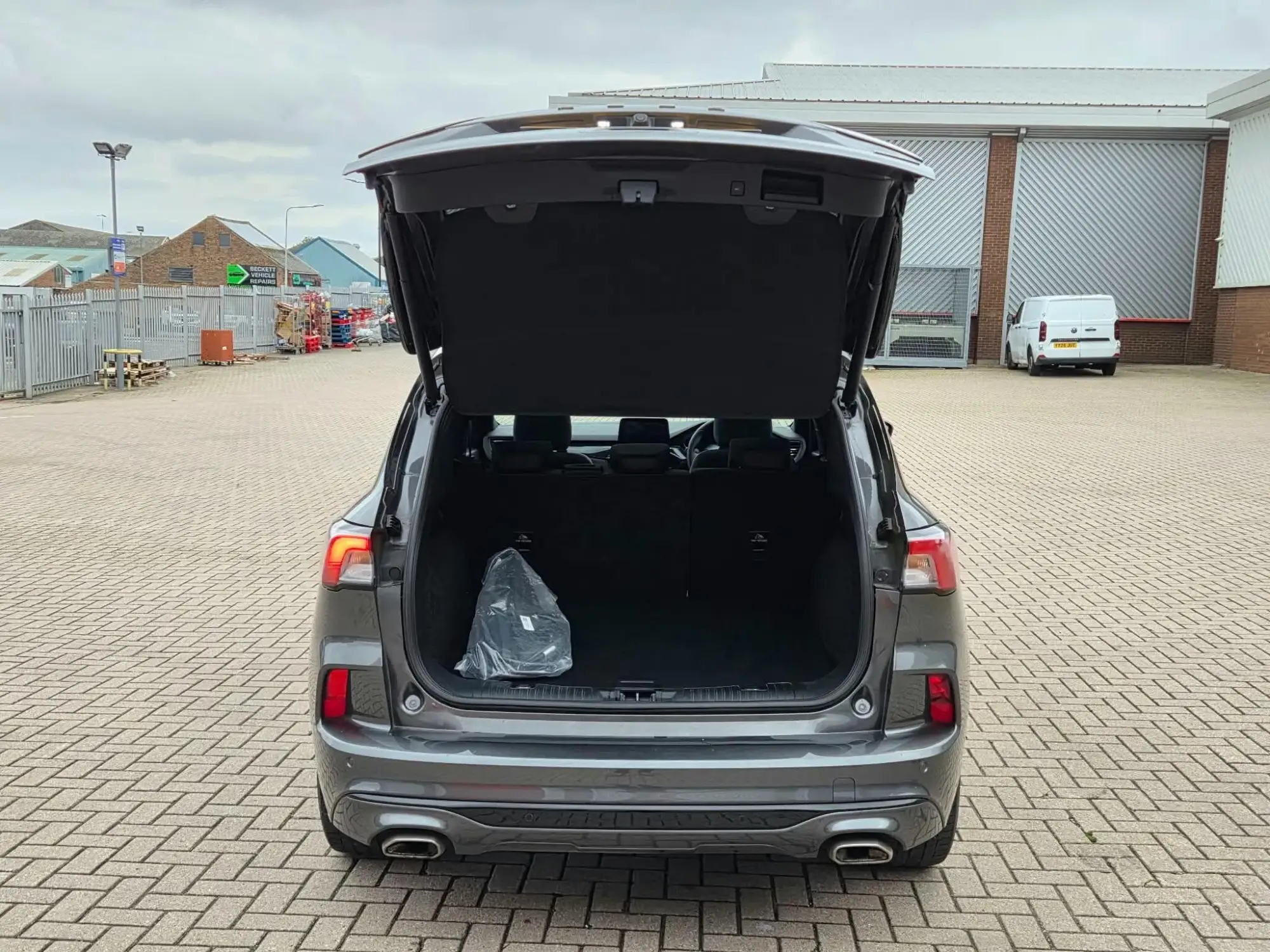 Ford Kuga Plug-In Hybrid Image 42 Ford Kuga Plug-In Hybrid Image 42