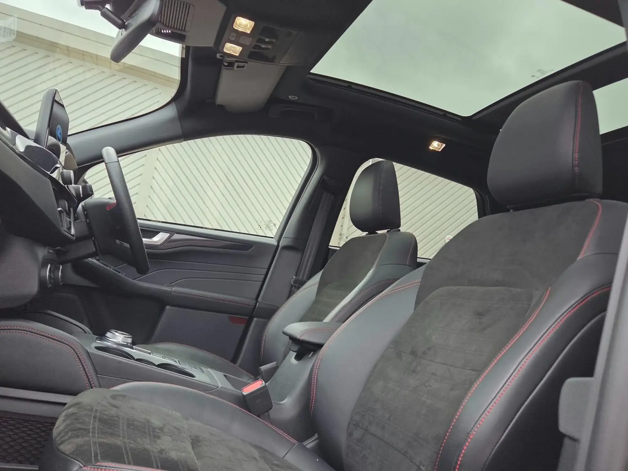 Ford Kuga Plug-In Hybrid Image 43 Ford Kuga Plug-In Hybrid Image 43