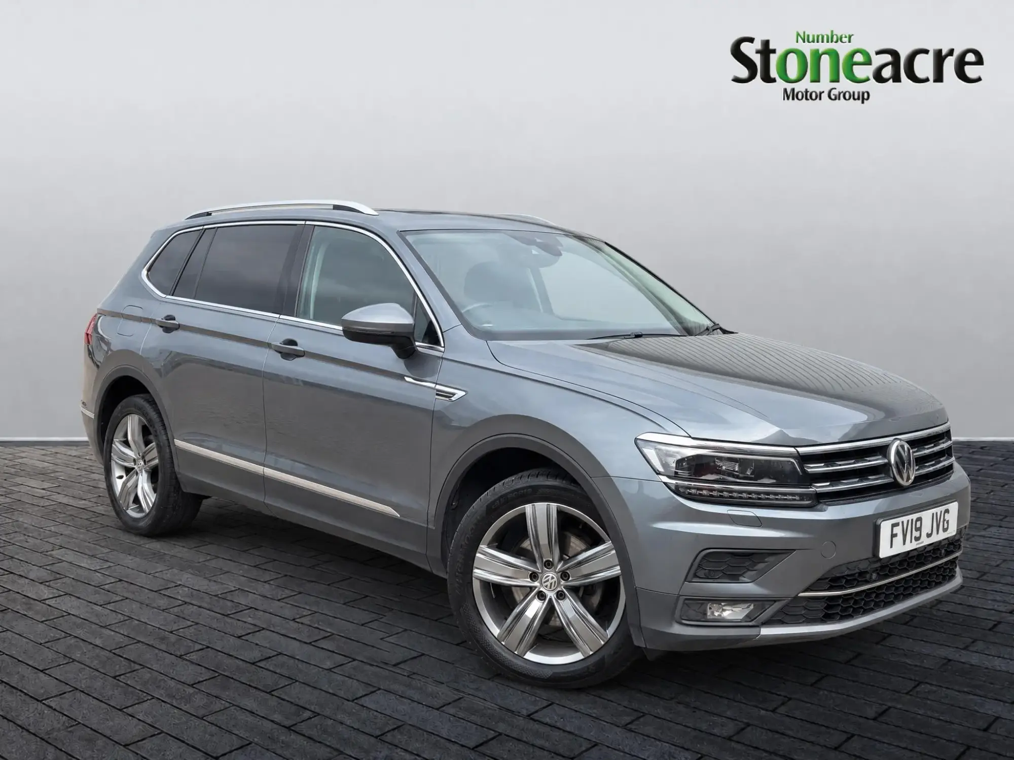 Volkswagen Tiguan Allspace 2.0 TDI SEL Euro 6 (s/s) 5dr FV19JVG Image 1 Volkswagen Tiguan Allspace 2.0 TDI SEL Euro 6 (s/s) 5dr FV19JVG Image 1