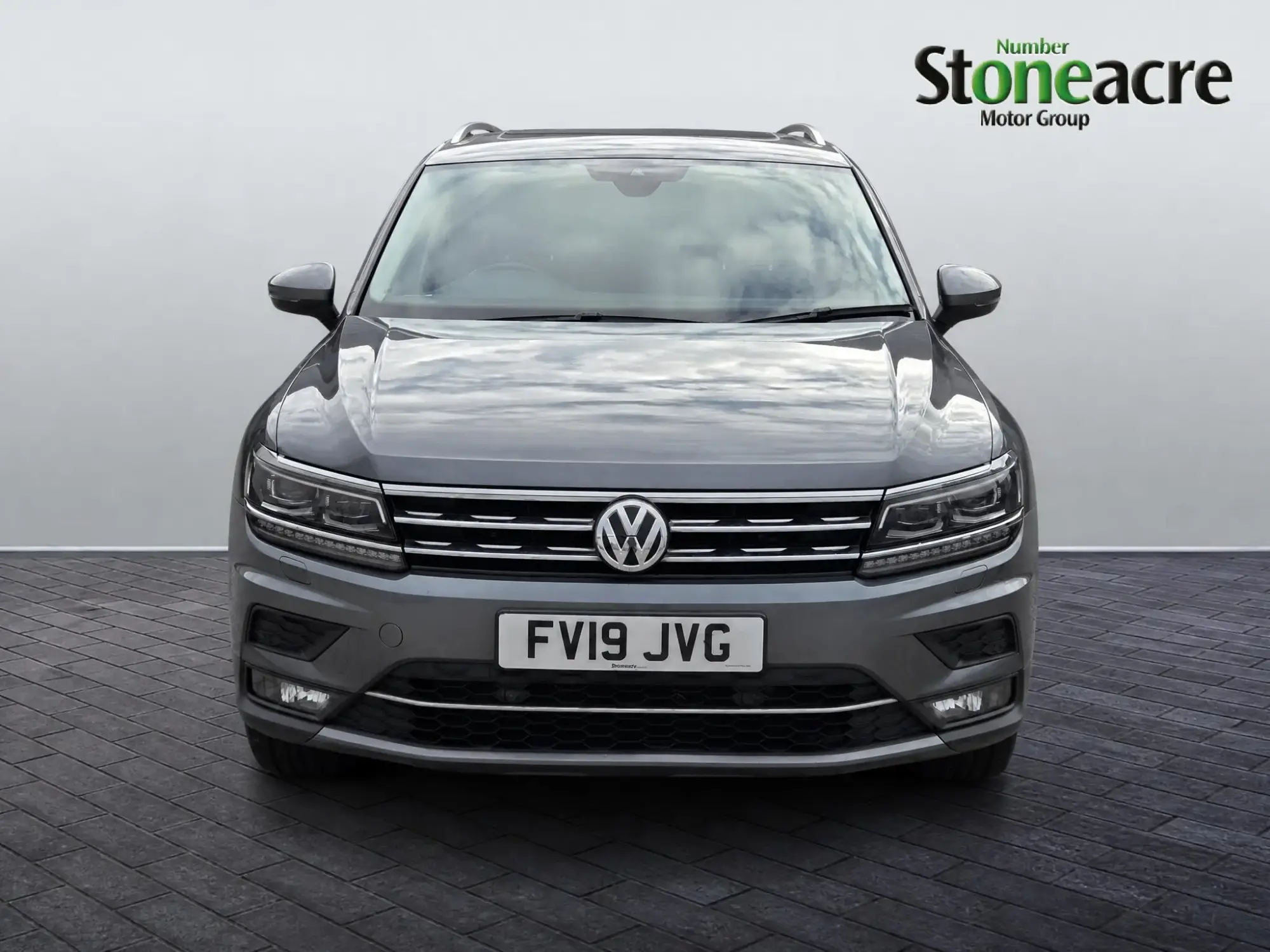 Volkswagen Tiguan Allspace 2.0 TDI SEL Euro 6 (s/s) 5dr FV19JVG Image 2 Volkswagen Tiguan Allspace 2.0 TDI SEL Euro 6 (s/s) 5dr FV19JVG Image 2