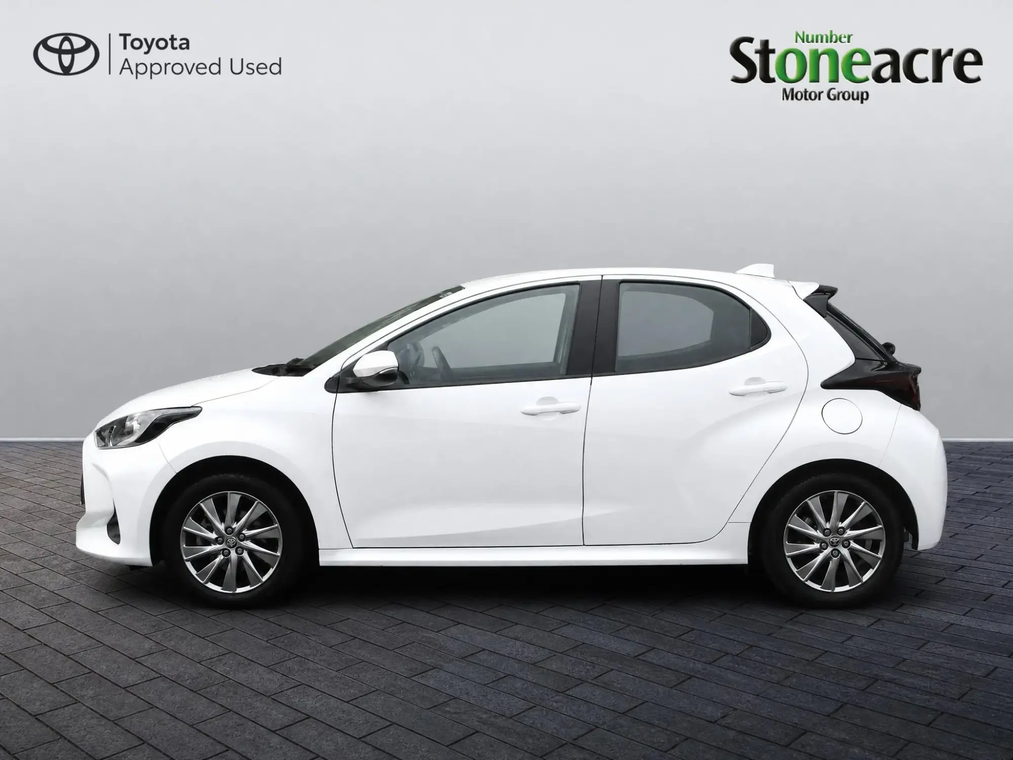Toyota Yaris Hybrid Image 6 Toyota Yaris Hybrid Image 6