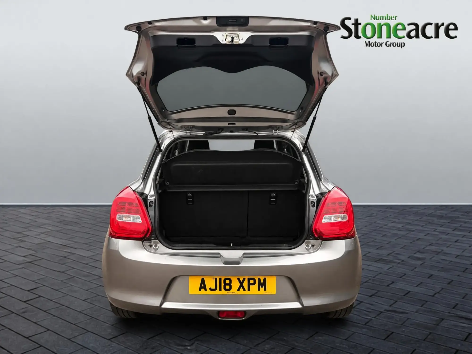 Suzuki Swift Image 9 Suzuki Swift Image 9