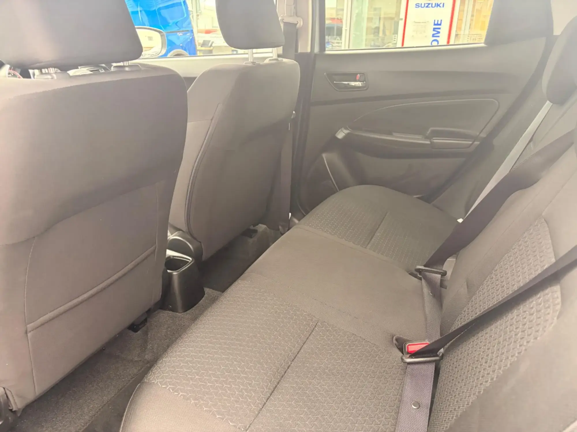 Suzuki Swift Image 17 Suzuki Swift Image 17