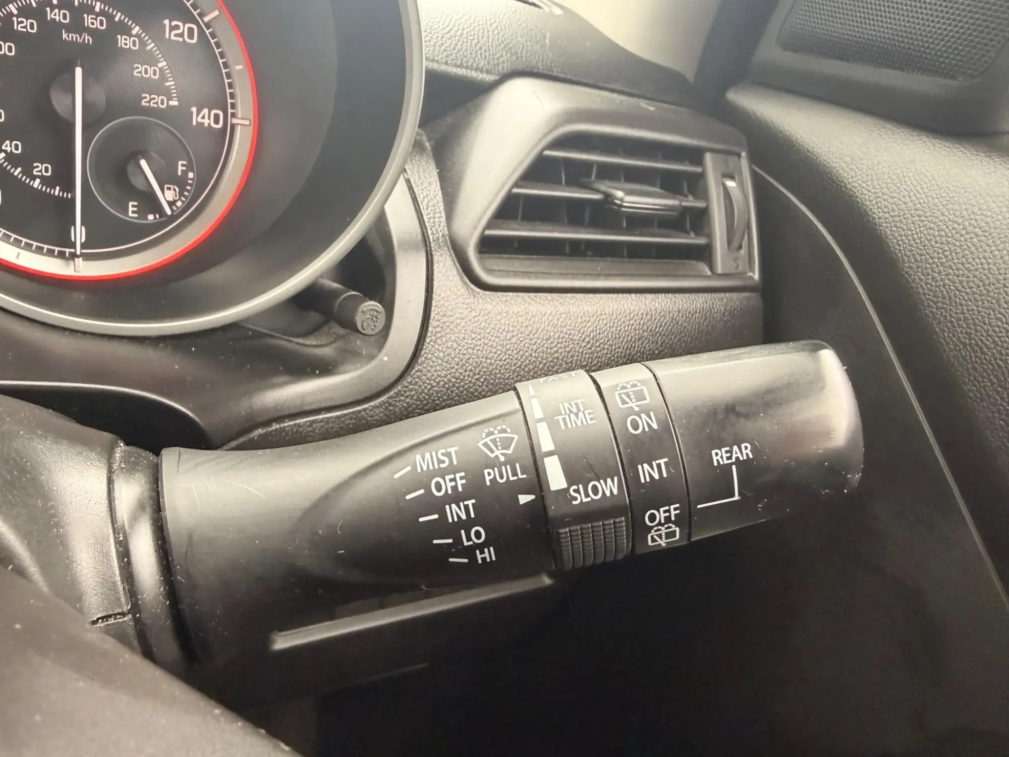 Suzuki Swift Image 18 Suzuki Swift Image 18