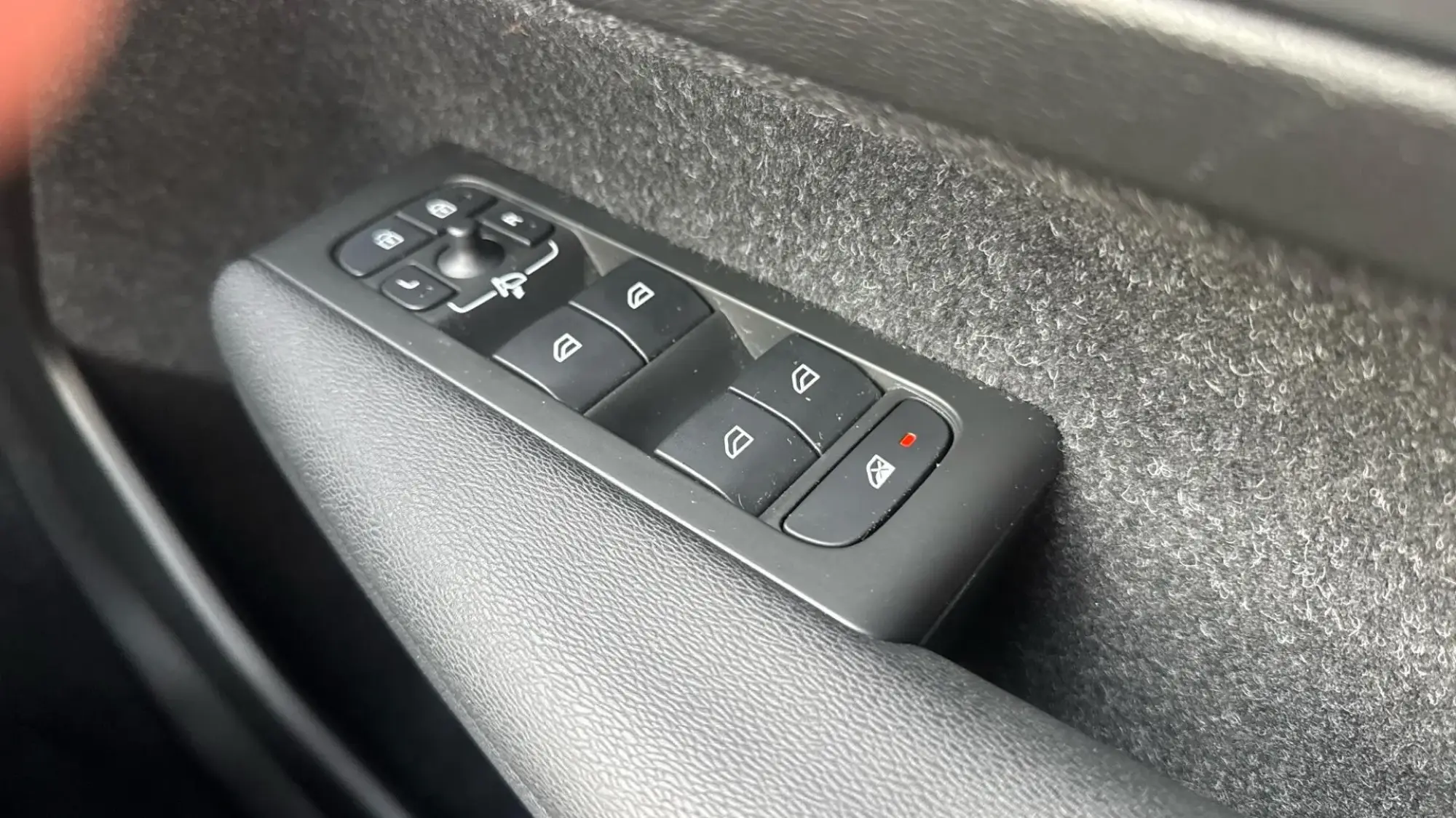Volvo XC40 Recharge Image 24 Volvo XC40 Recharge Image 24
