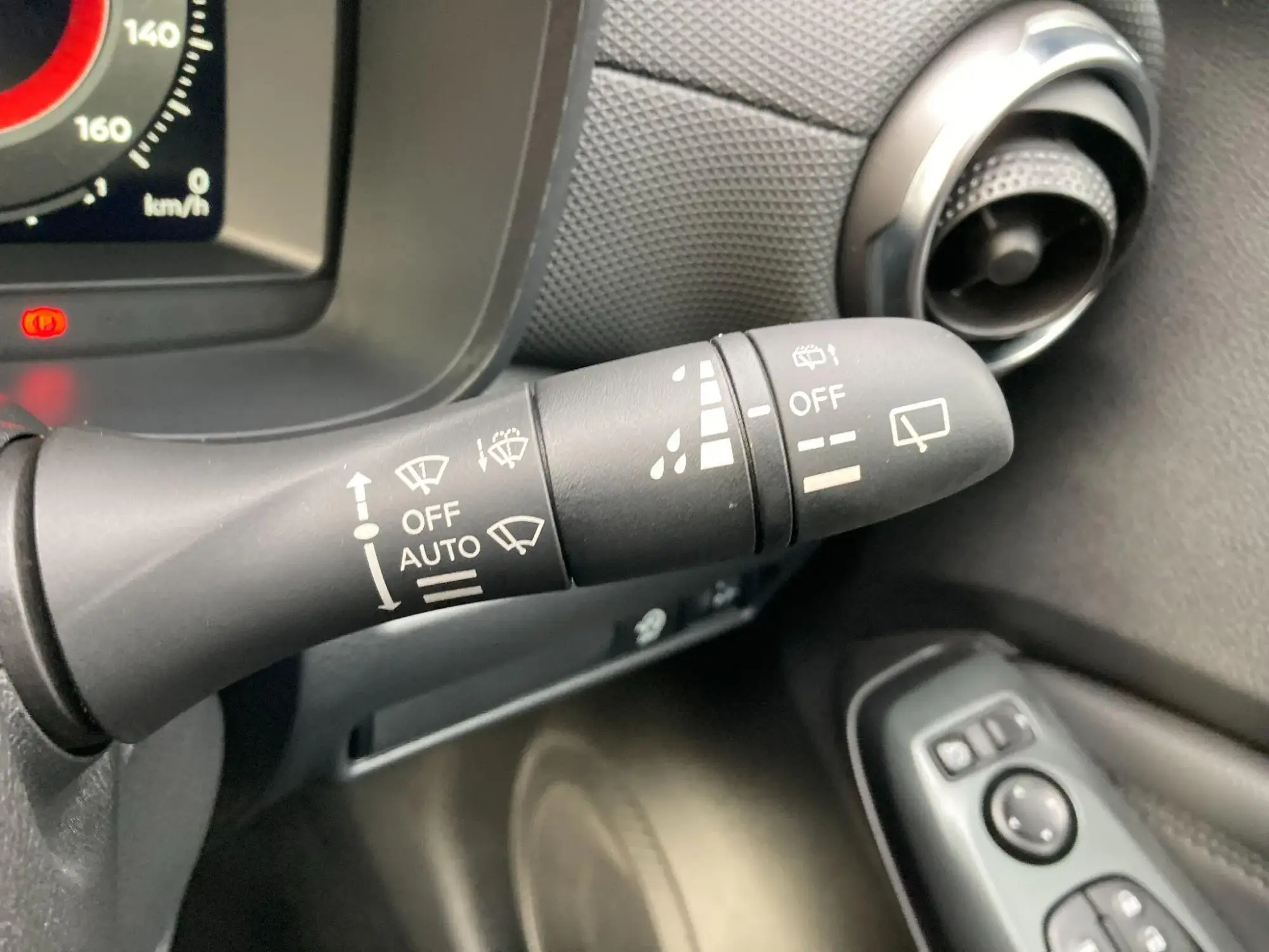 Nissan Juke Image 49