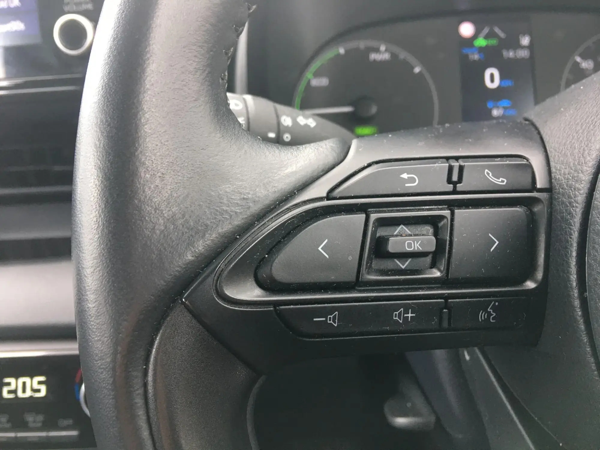 Toyota Yaris Hybrid Image 29 Toyota Yaris Hybrid Image 29