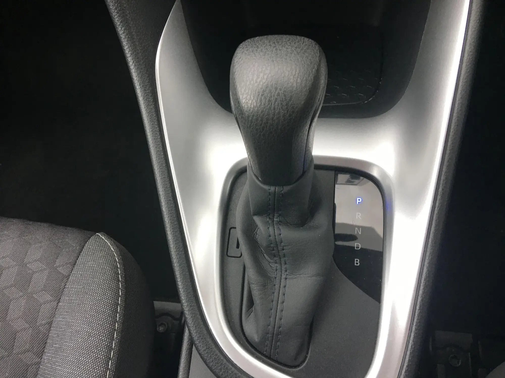 Toyota Yaris Hybrid Image 32 Toyota Yaris Hybrid Image 32