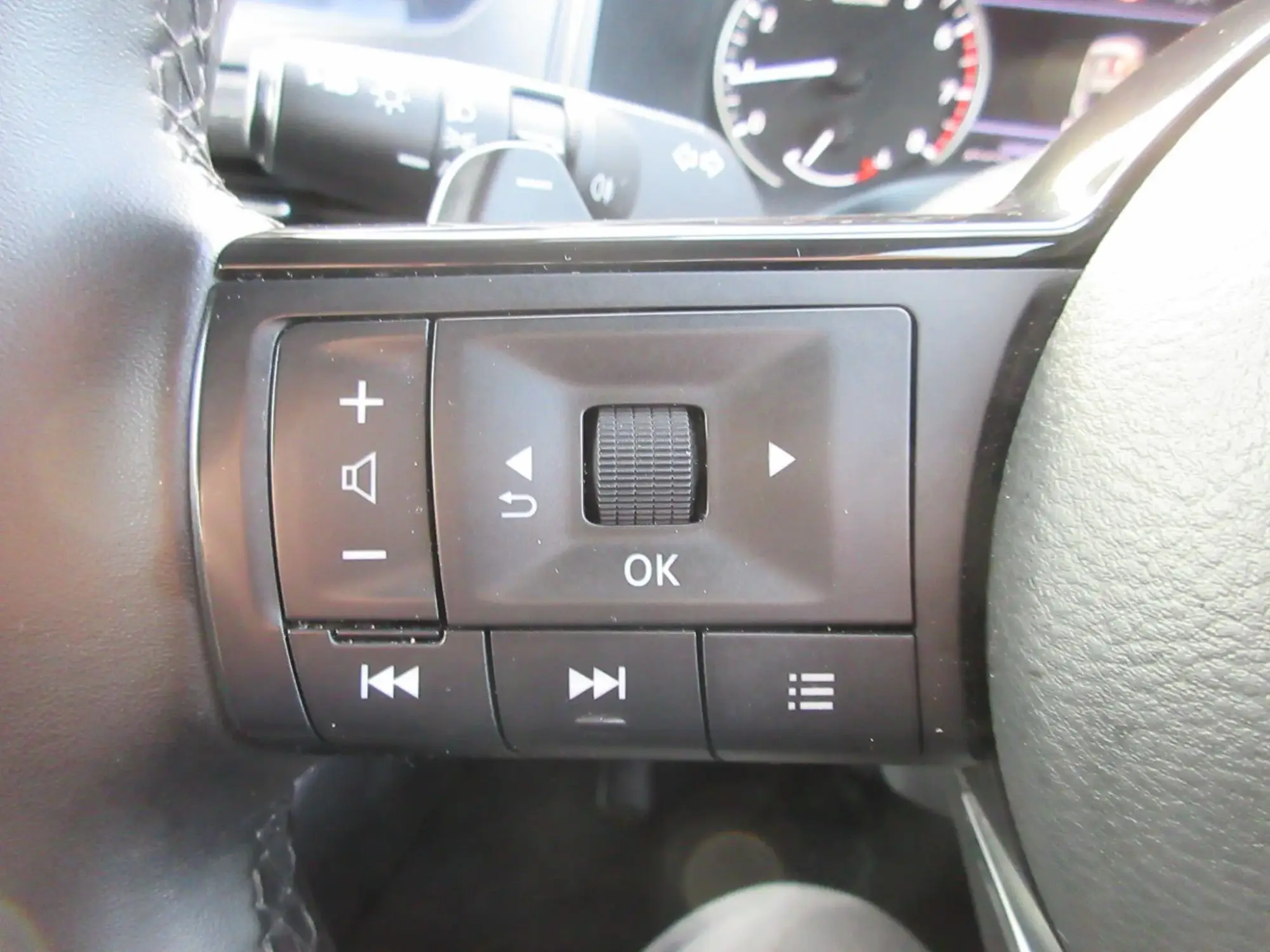 Nissan Qashqai Image 16 Nissan Qashqai Image 16